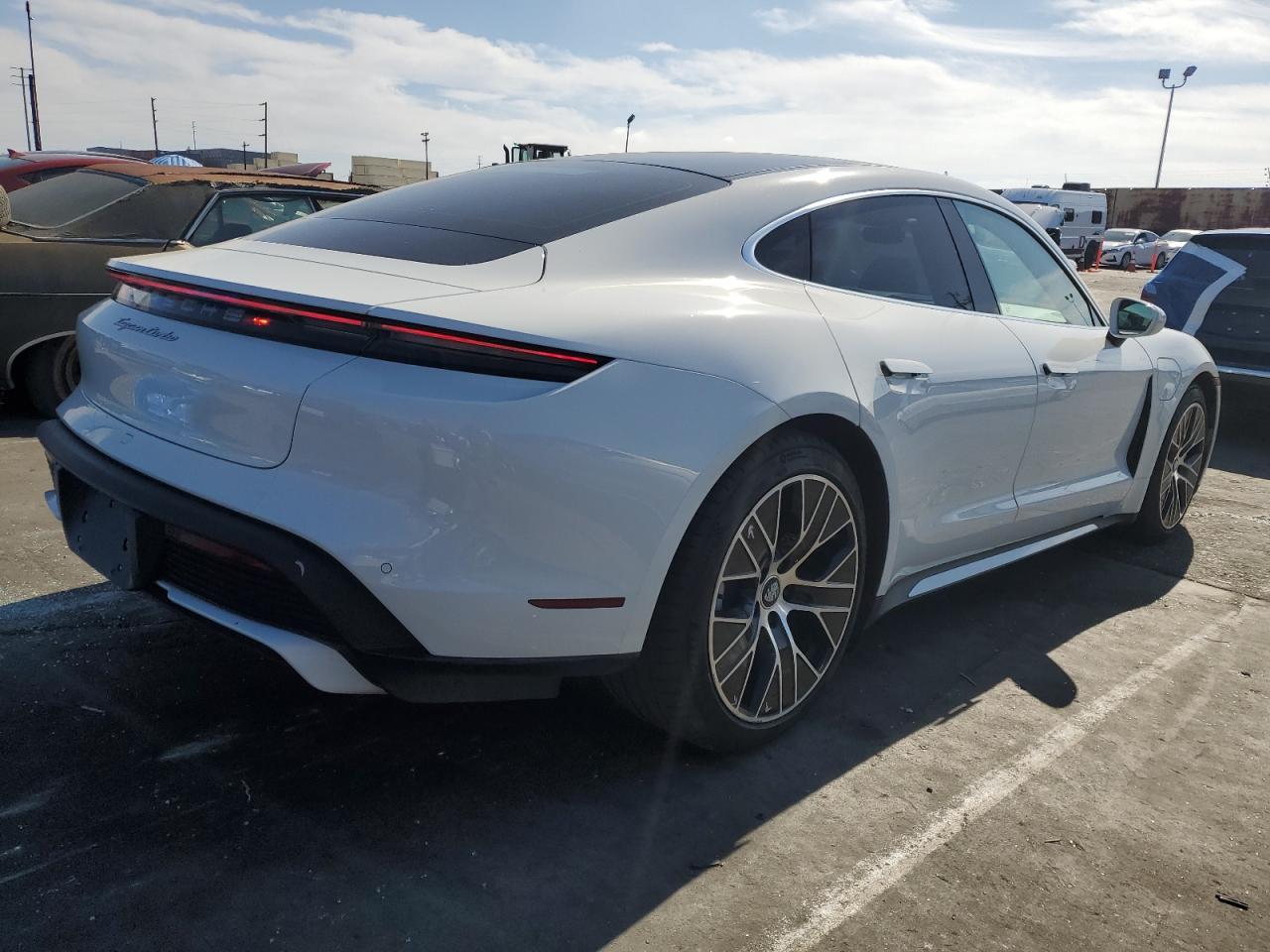 2020 Porsche Taycan, Turbo