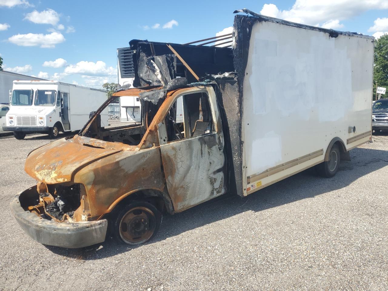 2021 GMC Savana, Cutaway G3500