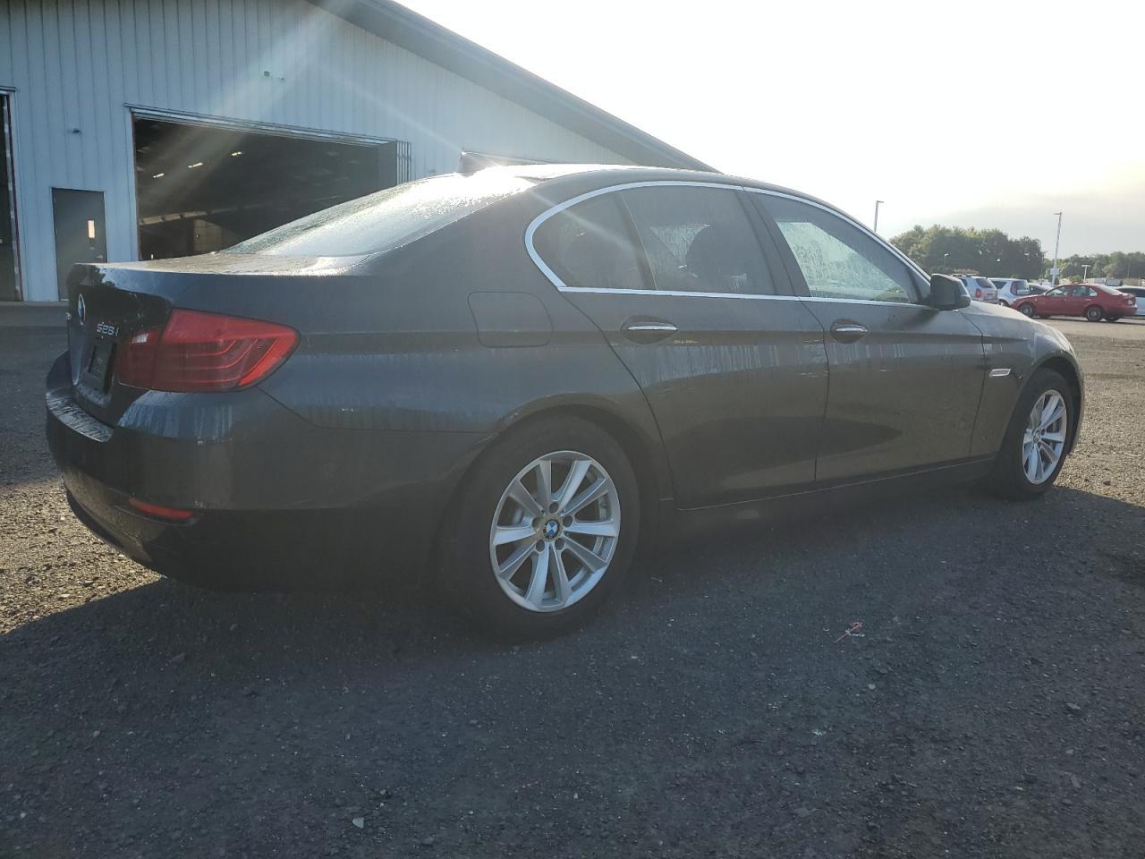 2015 BMW 5 Series, 528 XI