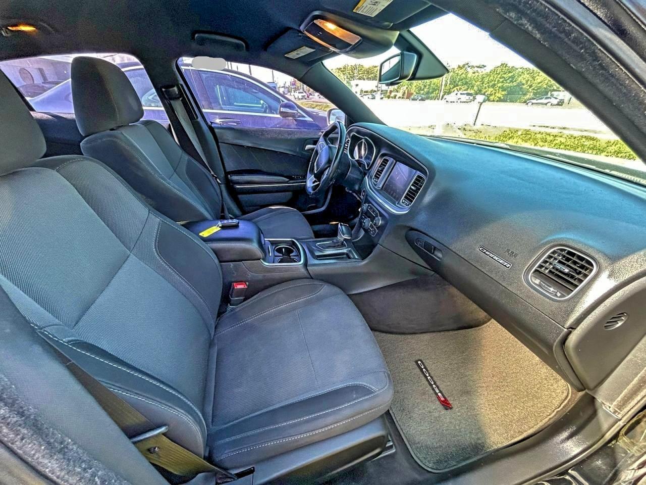 2016 Dodge Charger, Sxt