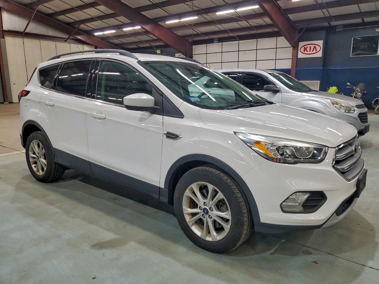 2017 Ford Escape, SE