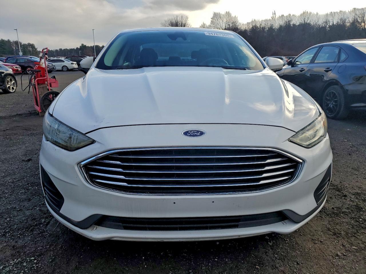 2020 Ford Fusion, SE