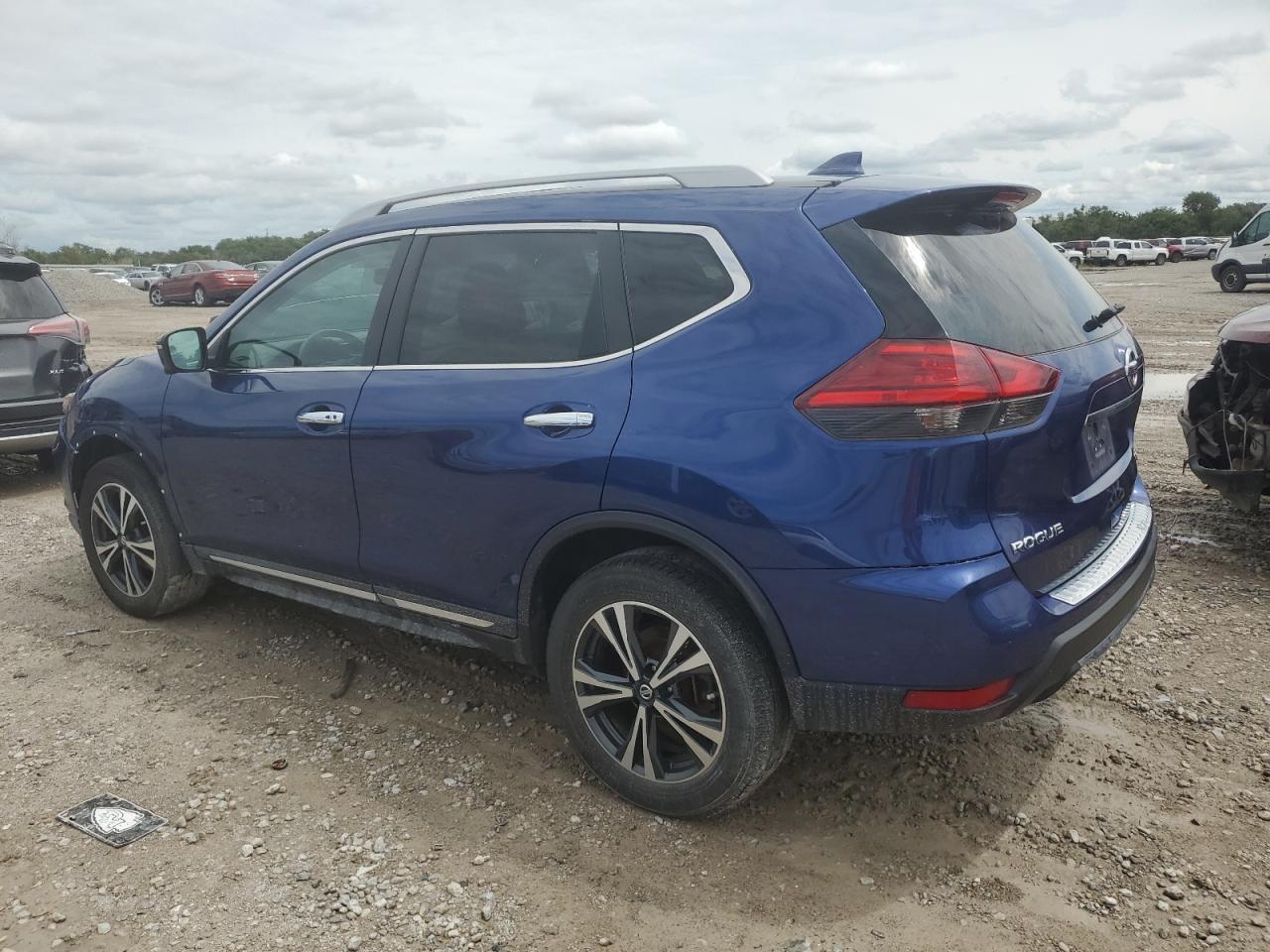 2017 Nissan Rogue, SV