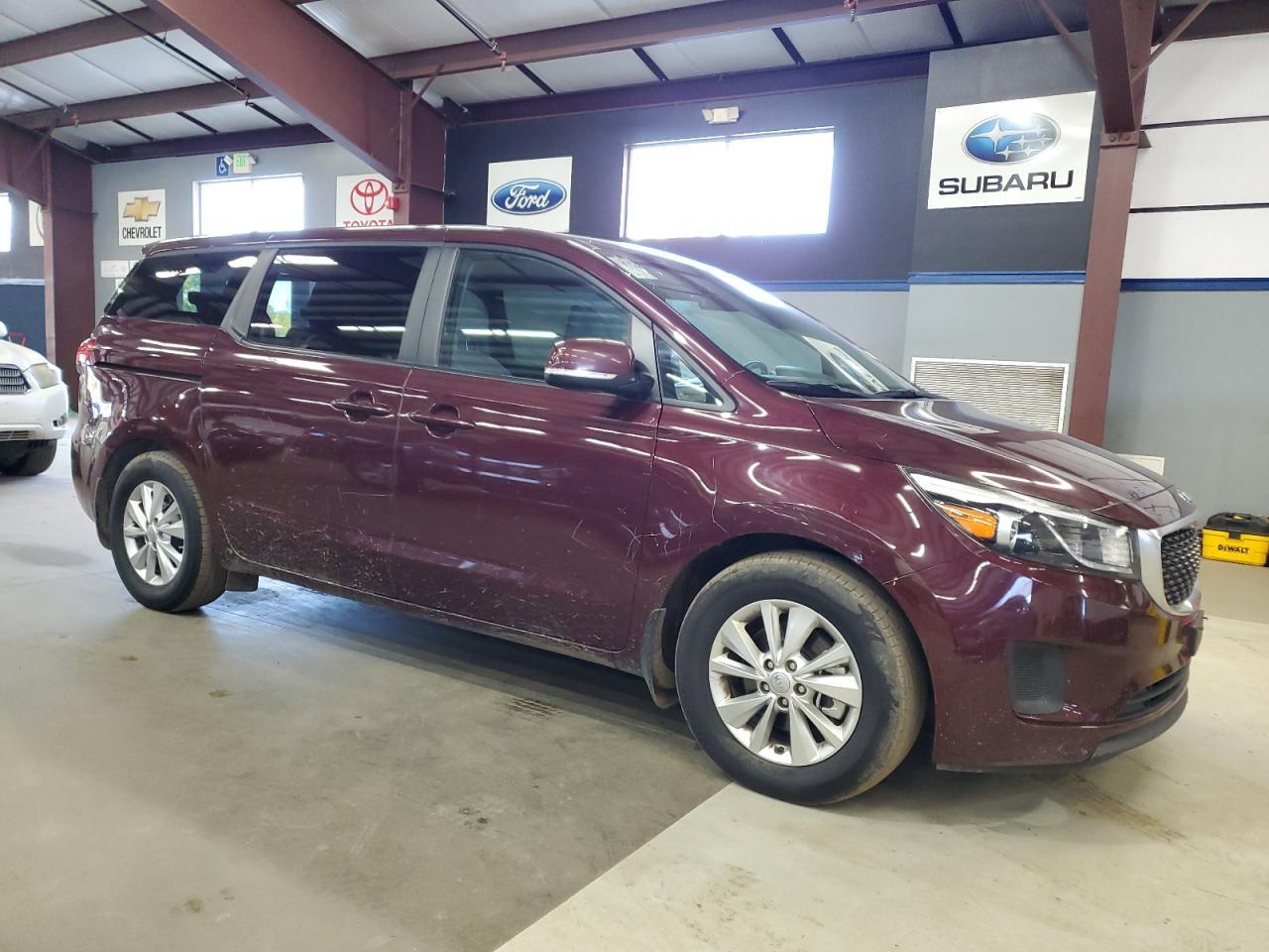 2017 KIA Sedona, LX