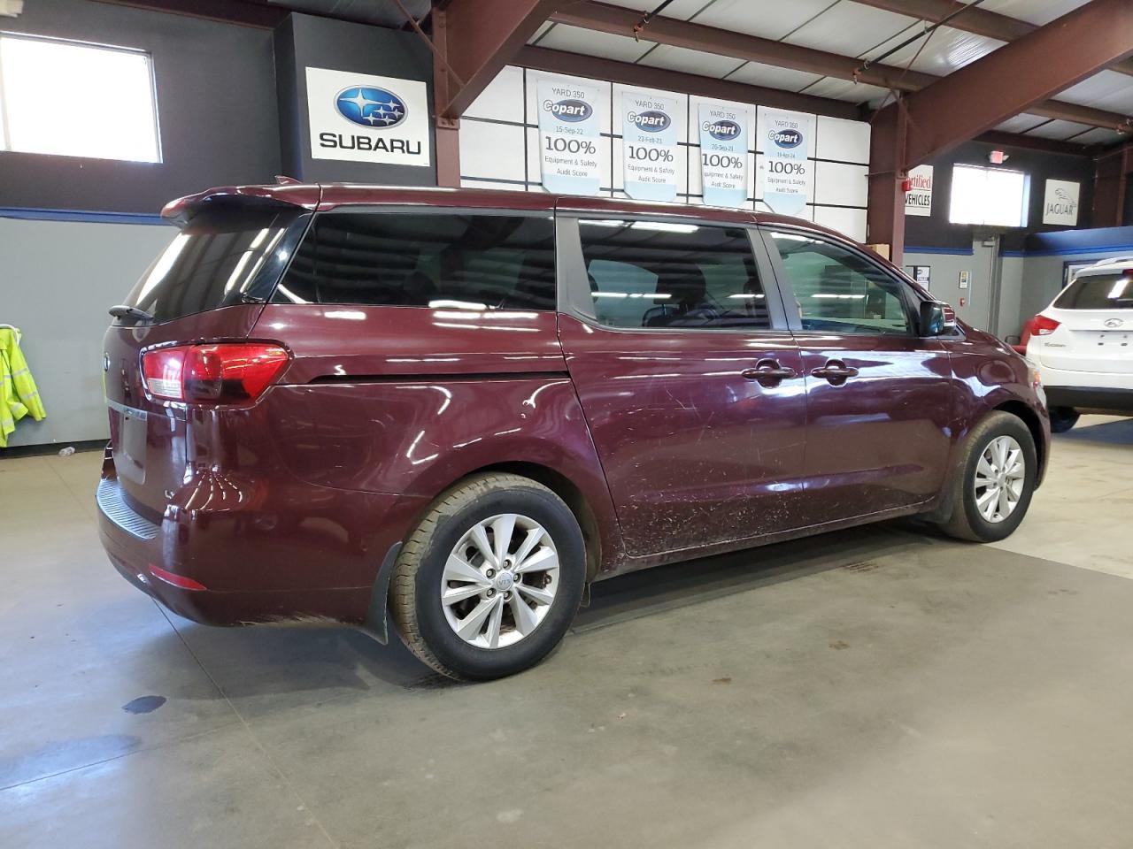 2017 KIA Sedona, LX