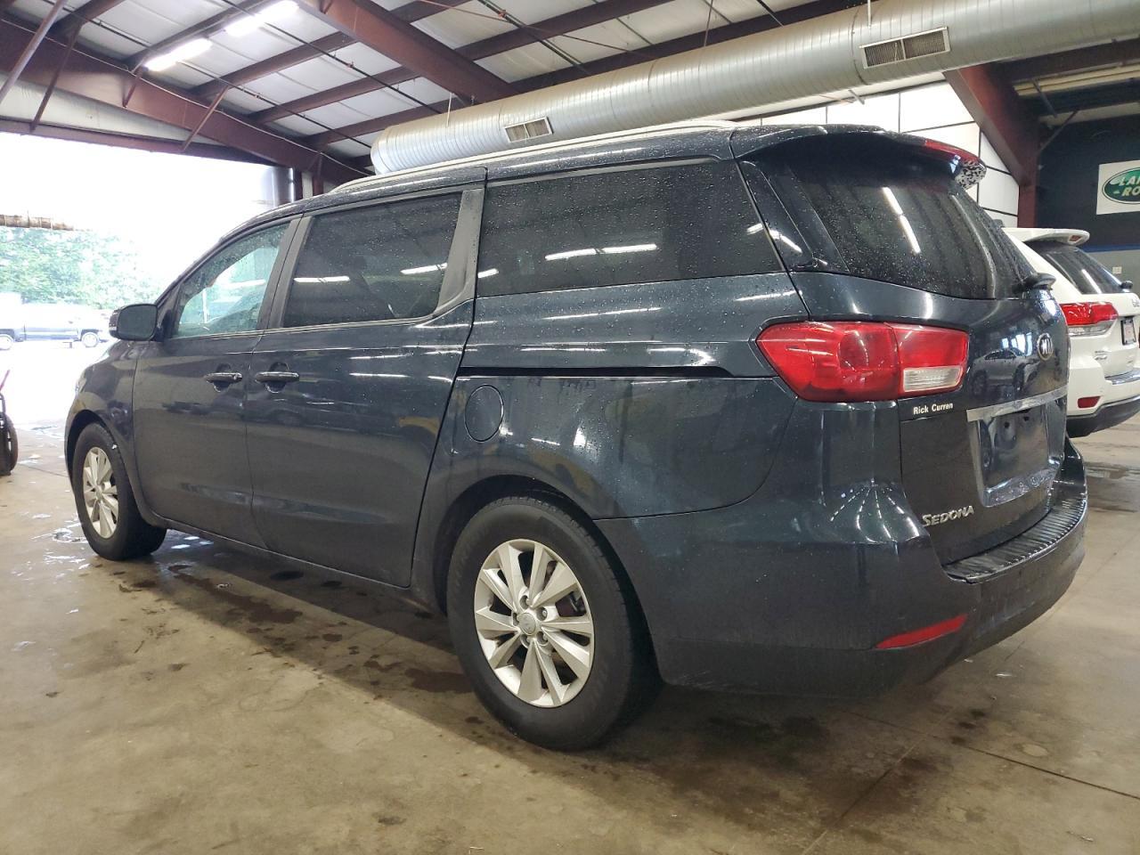 2016 KIA Sedona, LX