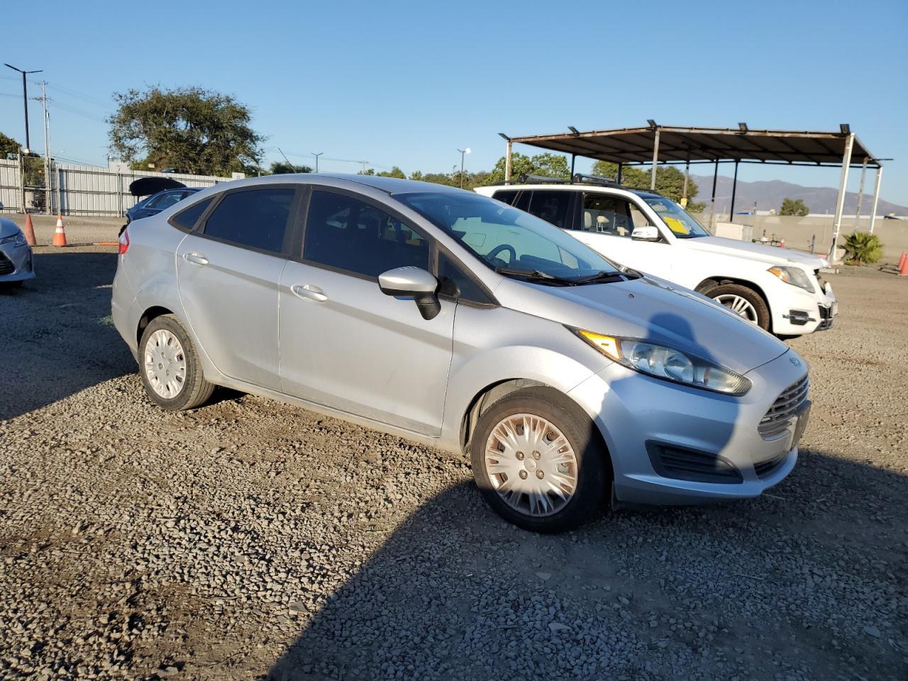2016 Ford Fiesta, S