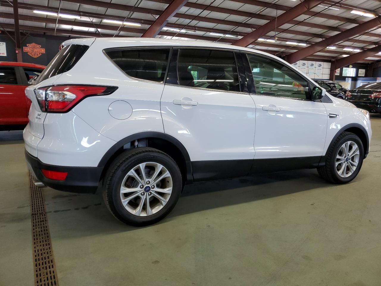 2017 Ford Escape, SE