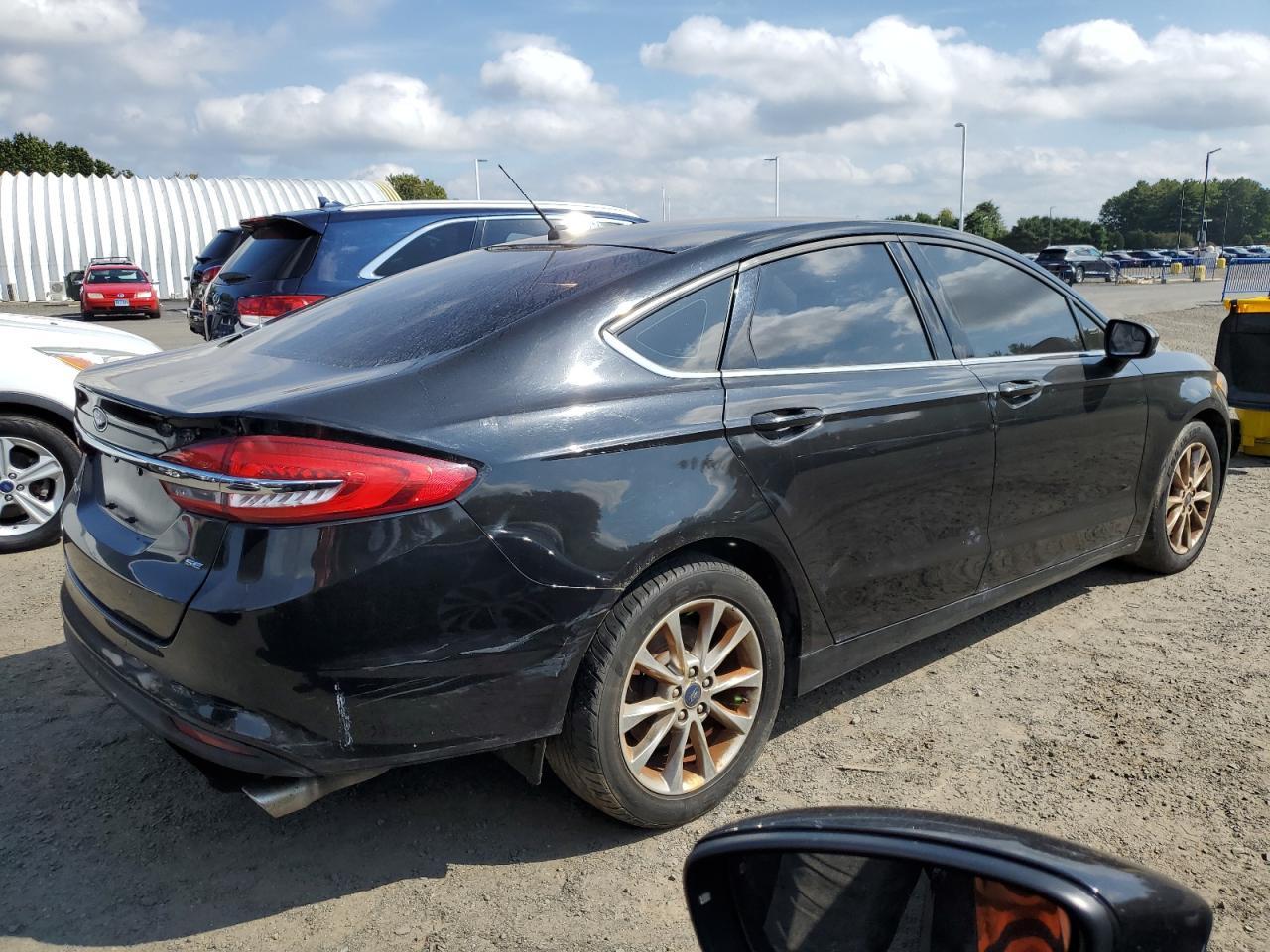 2017 Ford Fusion, SE