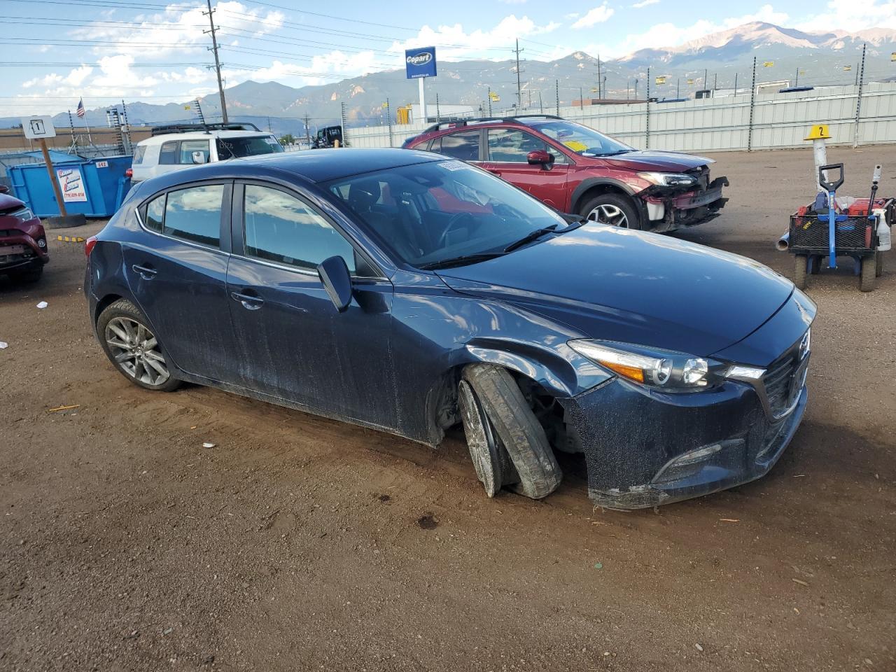 2018 Mazda 3, Touring