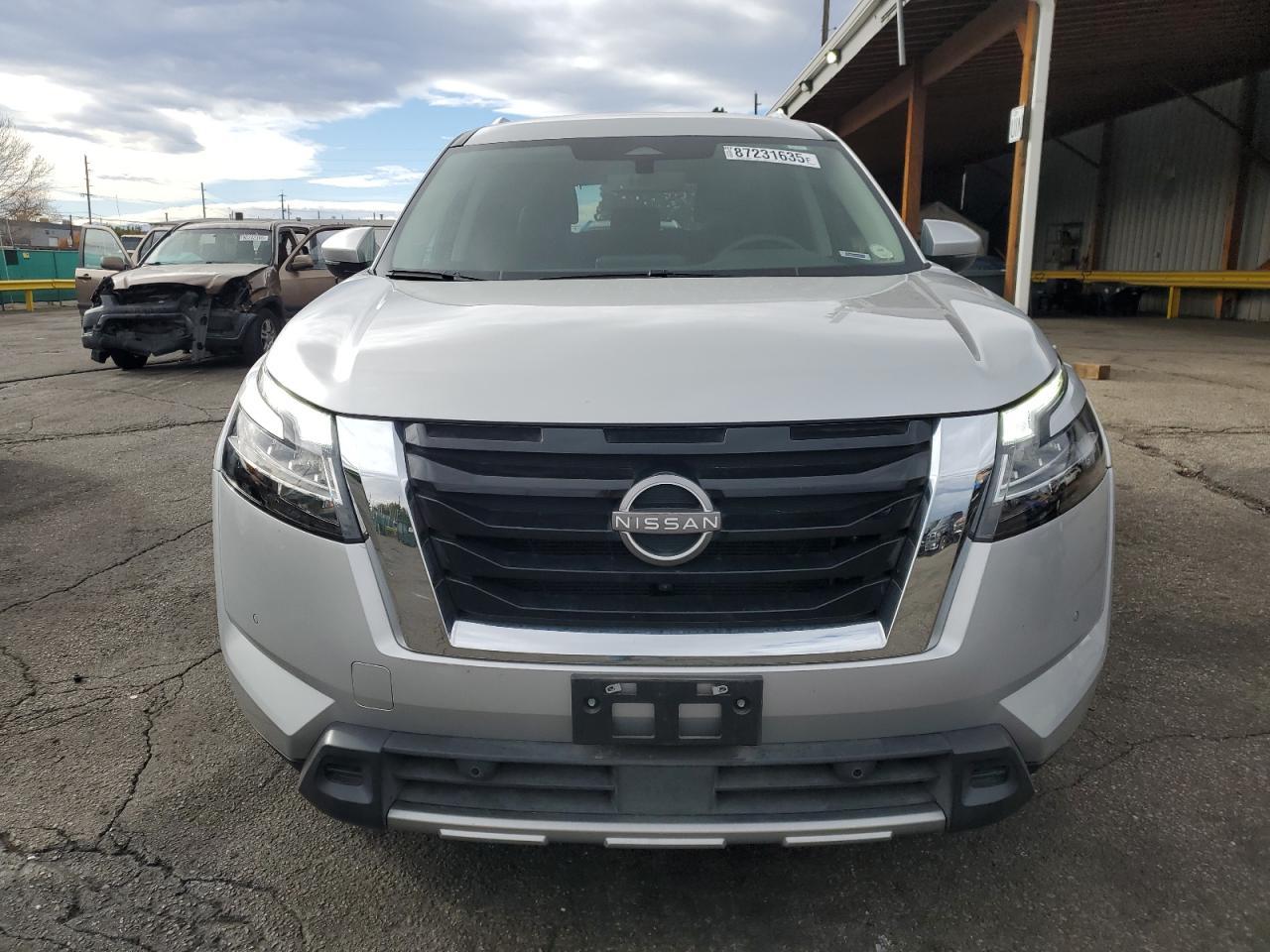 2023 Nissan Pathfinder, SL