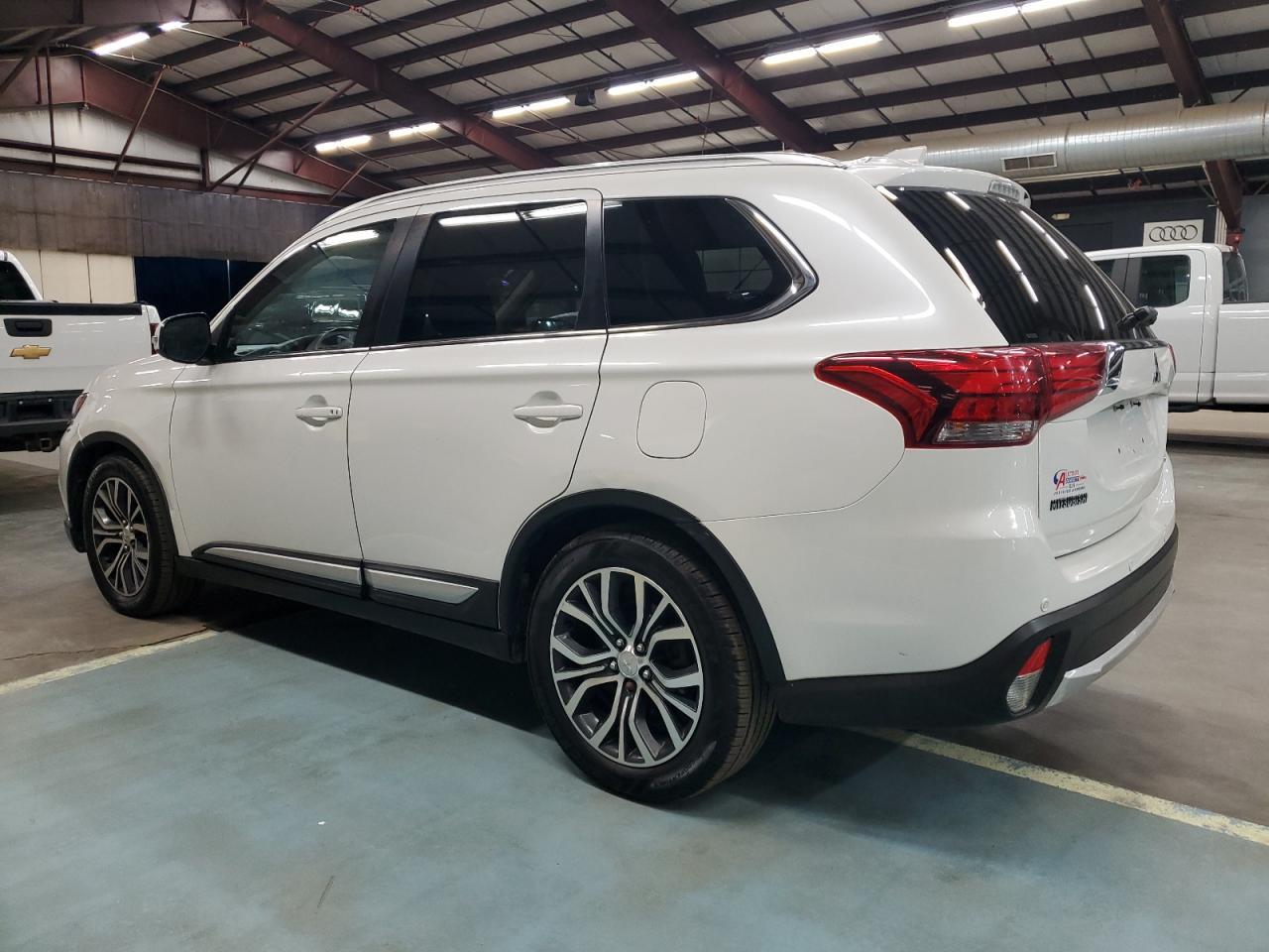 2017 Mitsubishi Outlander, SE