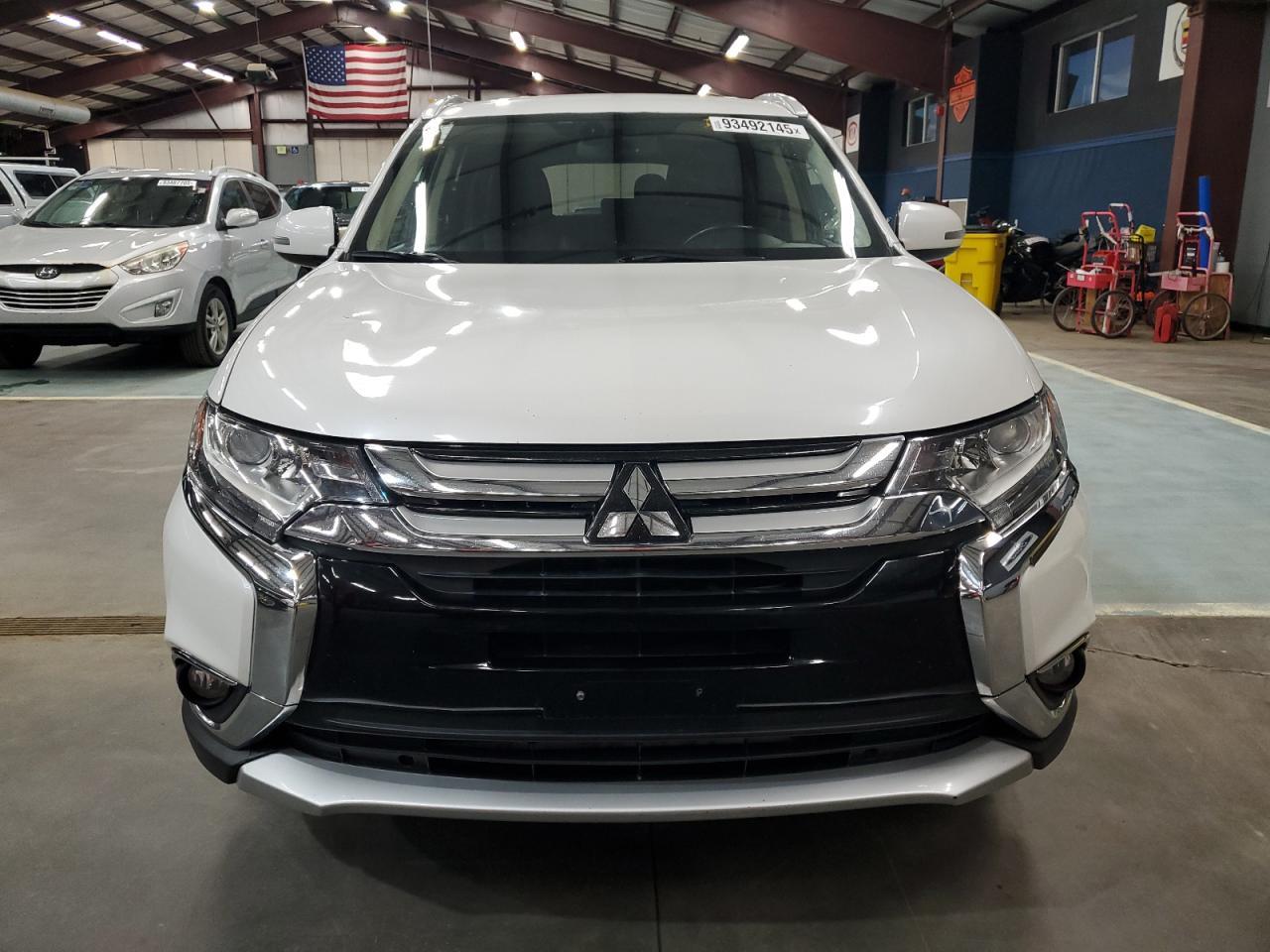 2017 Mitsubishi Outlander, SE