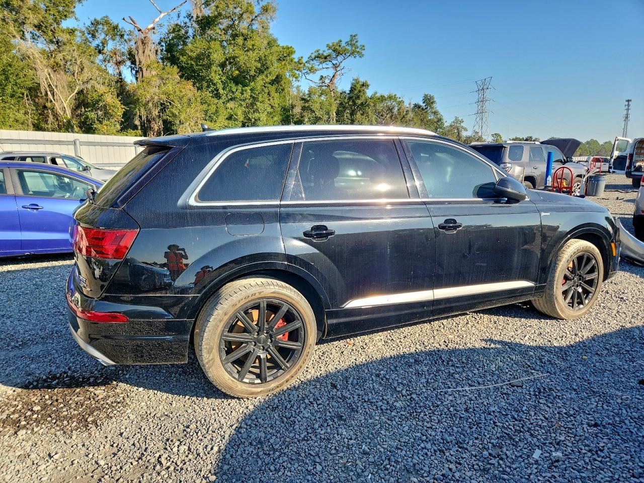 2017 Audi Q7, Premium Plus