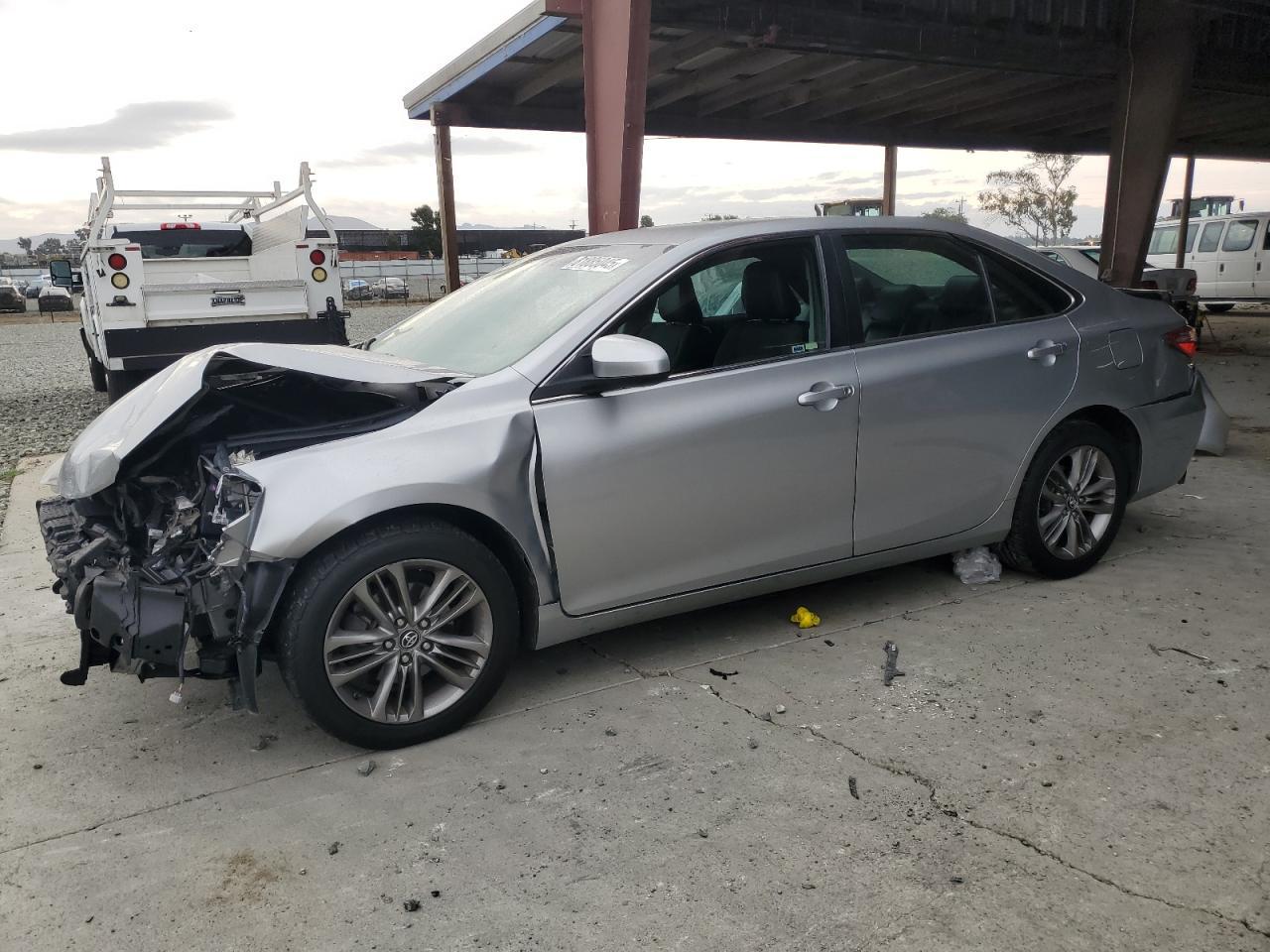 2016 Toyota Camry, LE