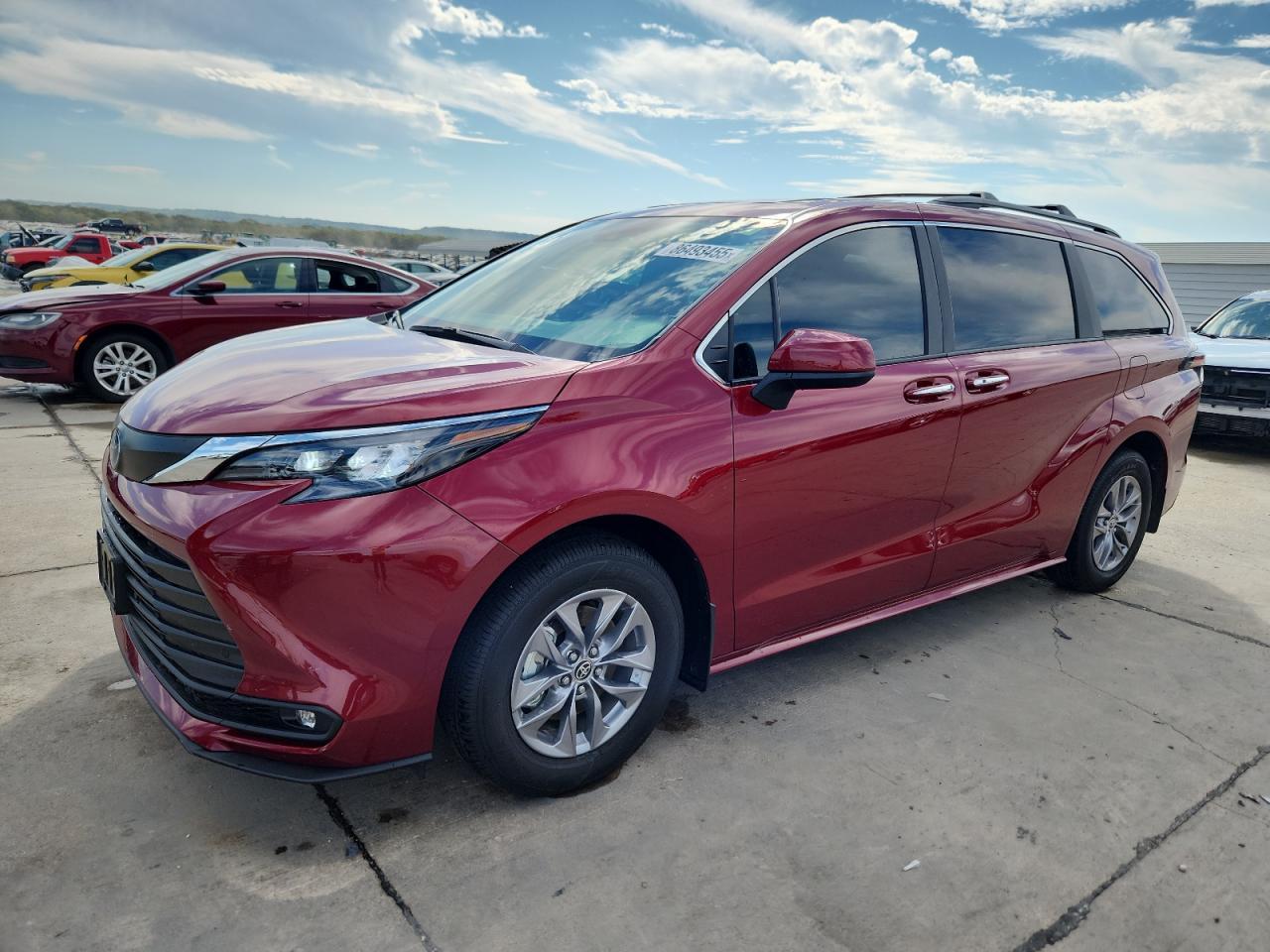 2025 Toyota Sienna, Xle