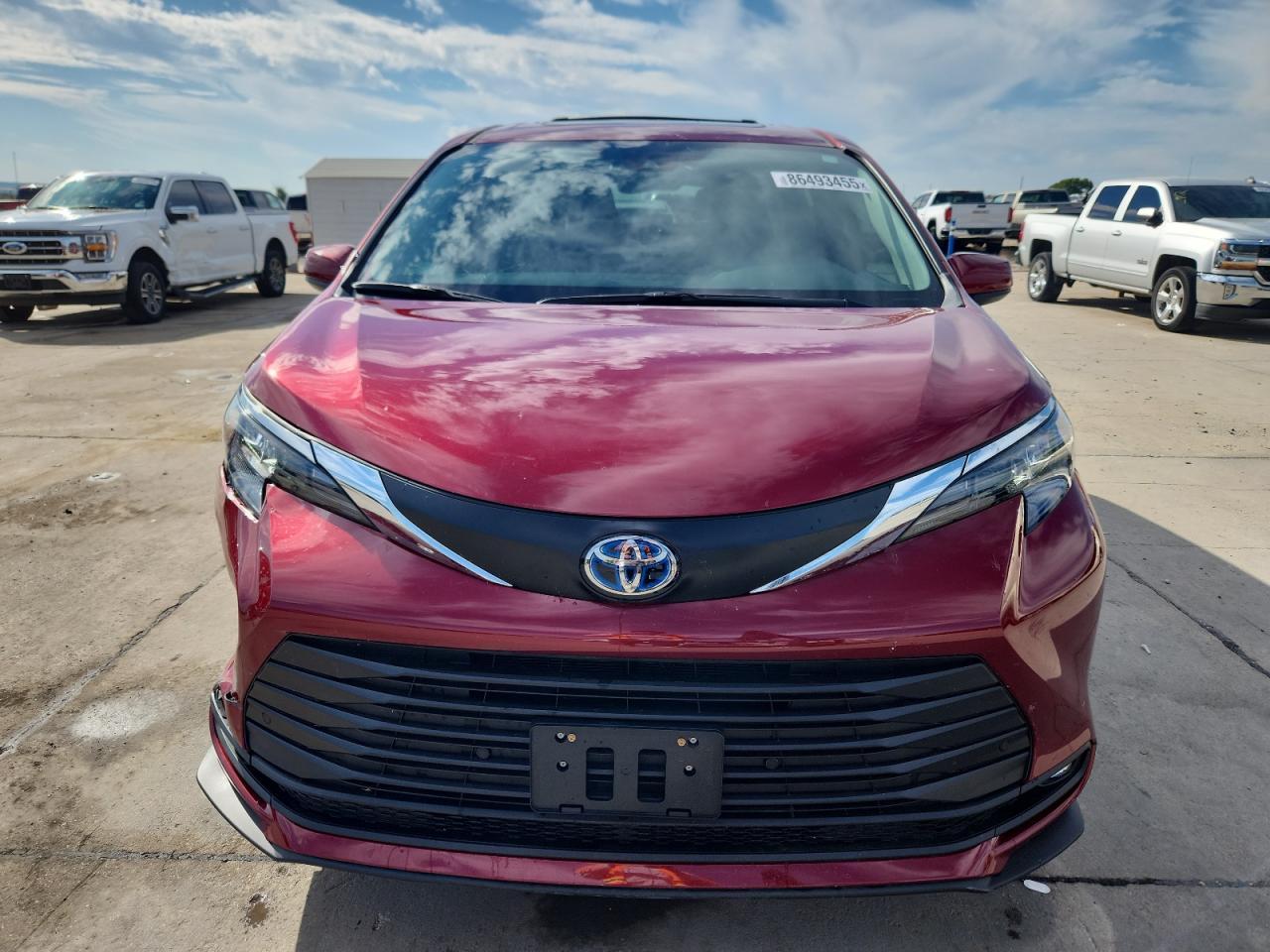 2025 Toyota Sienna, Xle