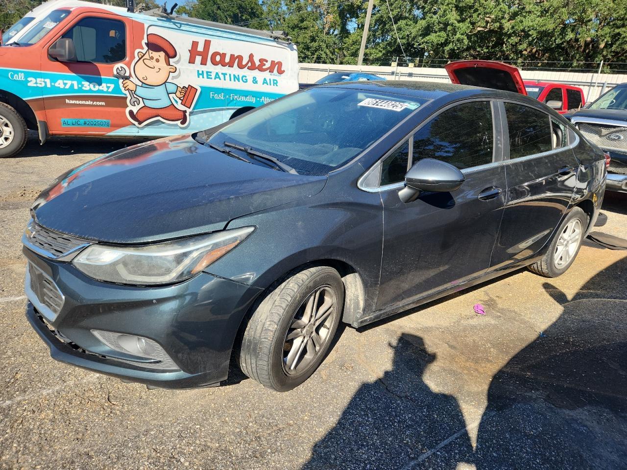 2017 Chevrolet Cruze, LT