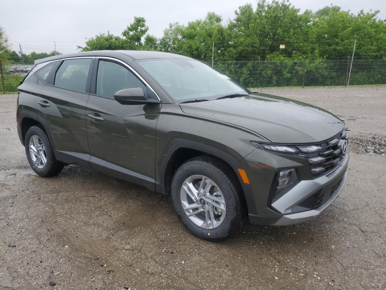 2025 Hyundai Tucson, SE