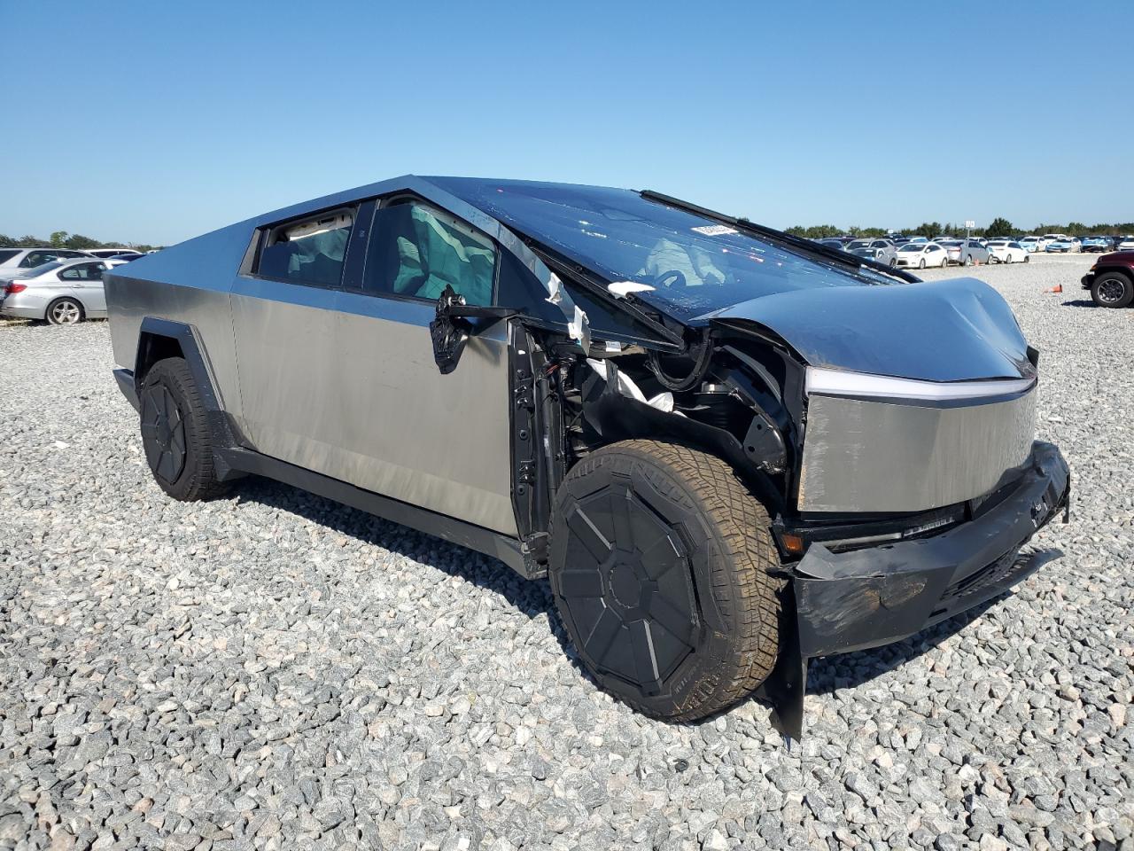 2025 Tesla Cybertruck