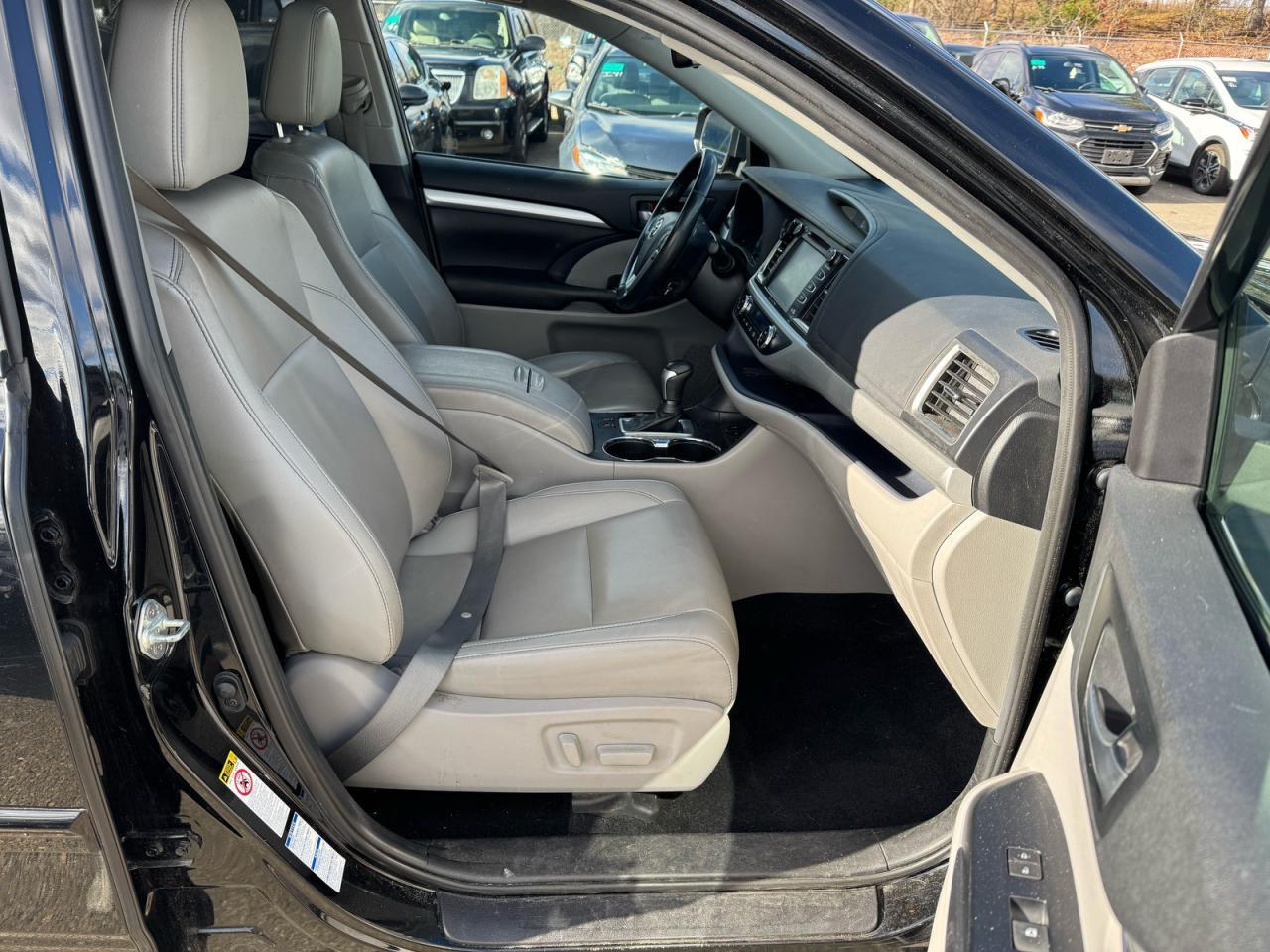 2019 Toyota Highlander, SE