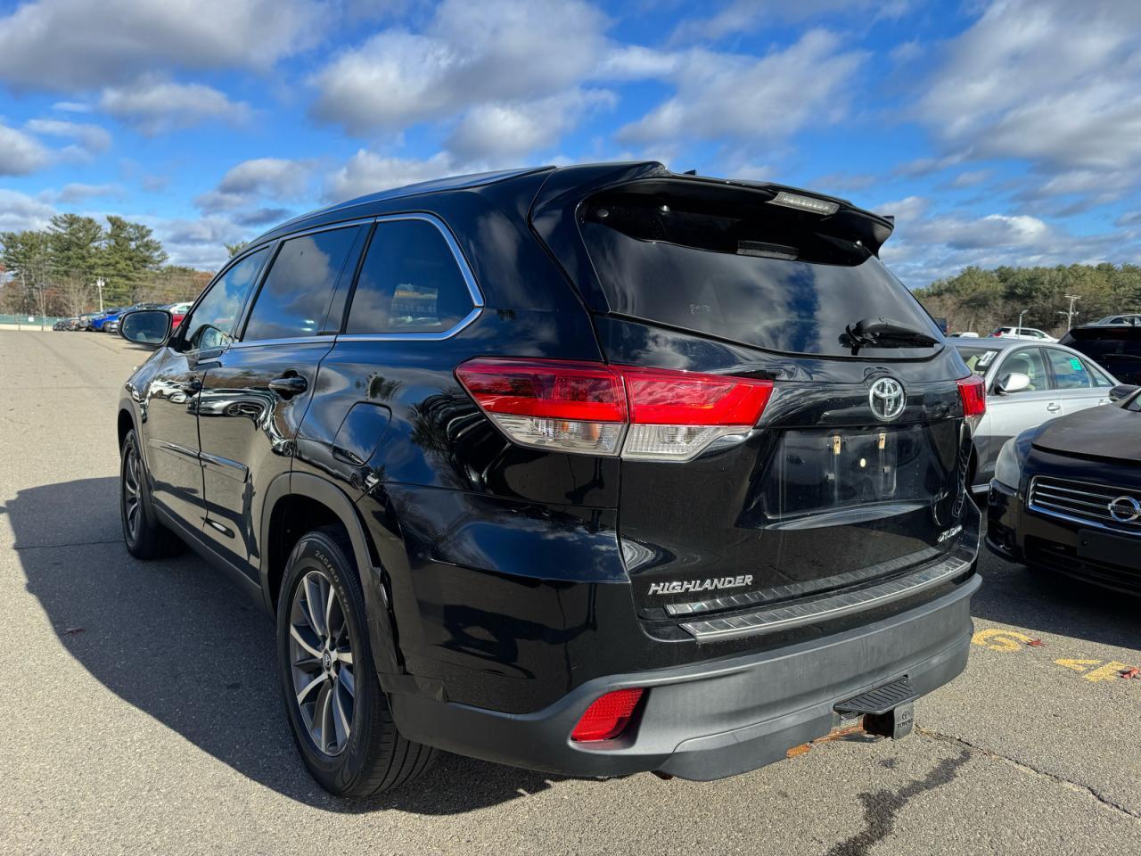 2019 Toyota Highlander, SE