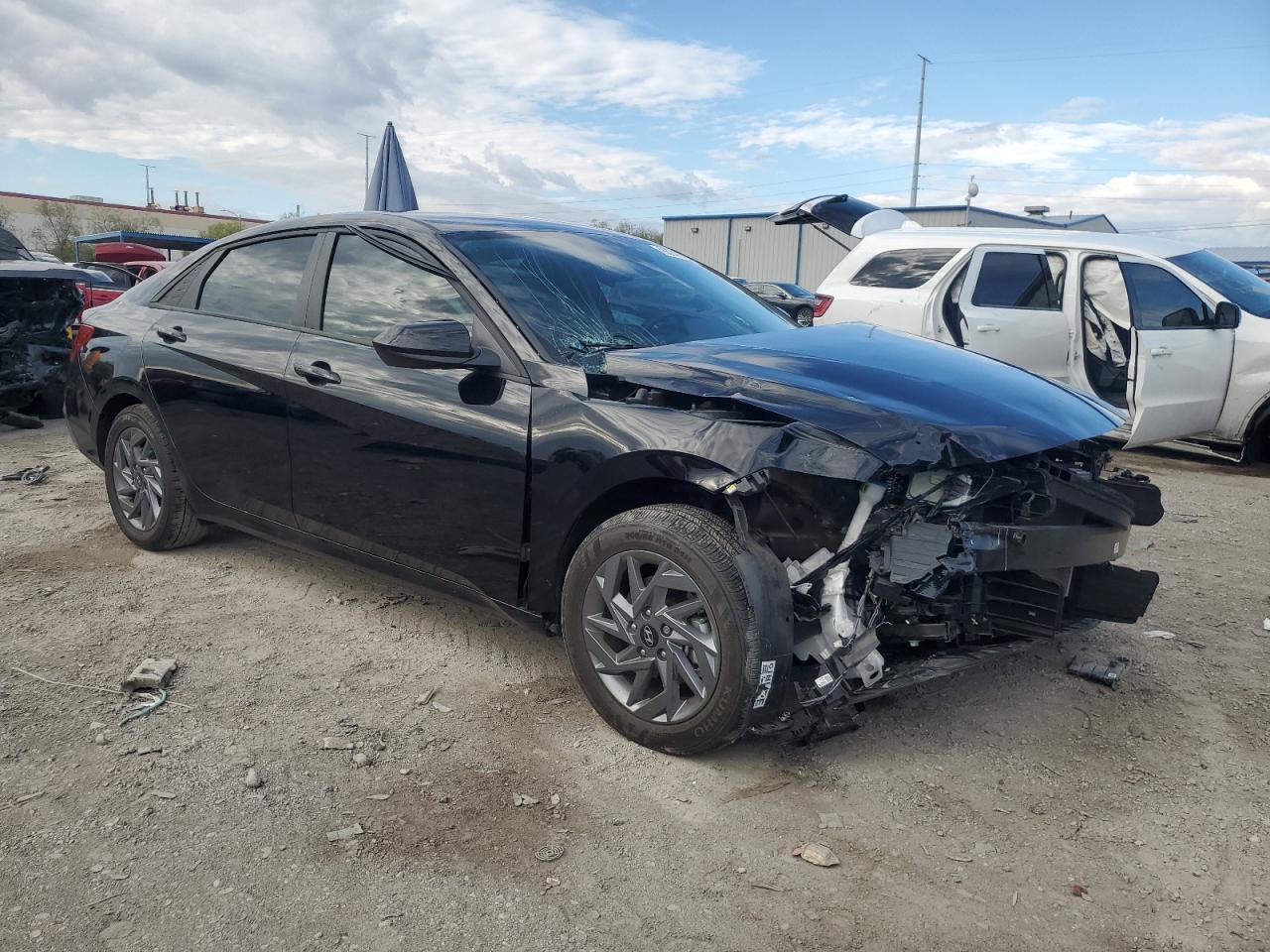 2024 Hyundai Elantra, Sel