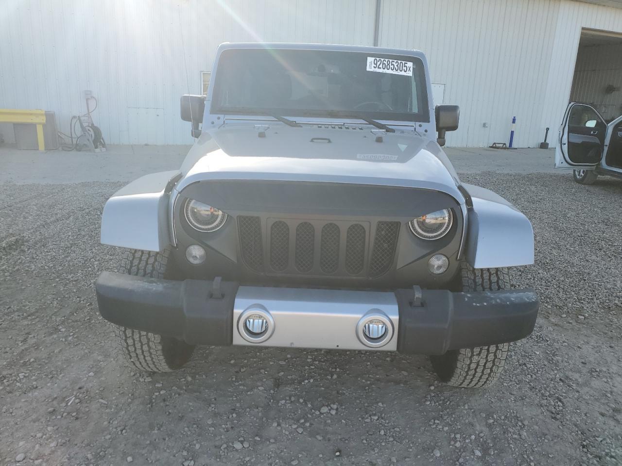 2017 Jeep Wrangler, Sahara