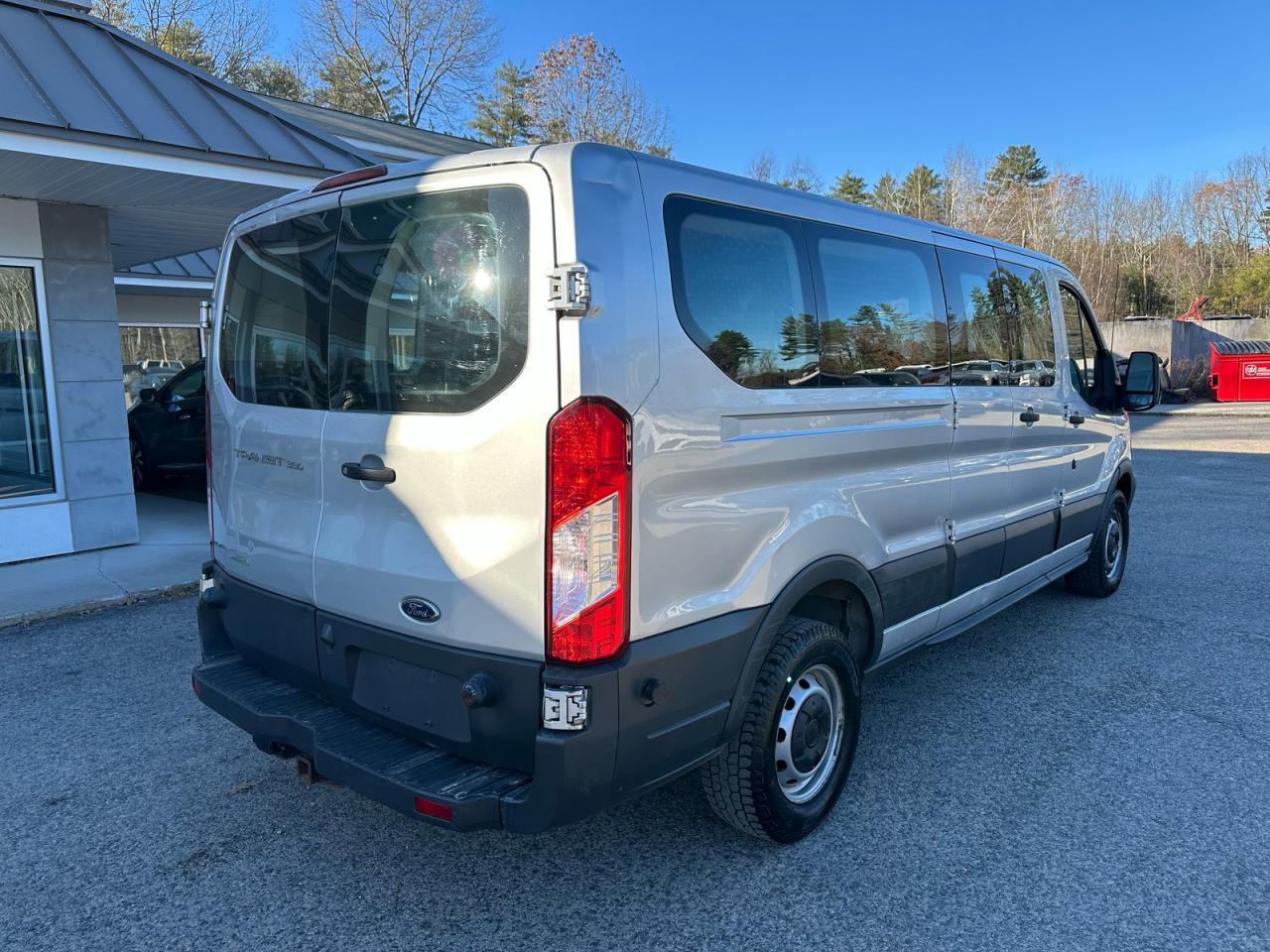 2018 Ford Transit, T-350