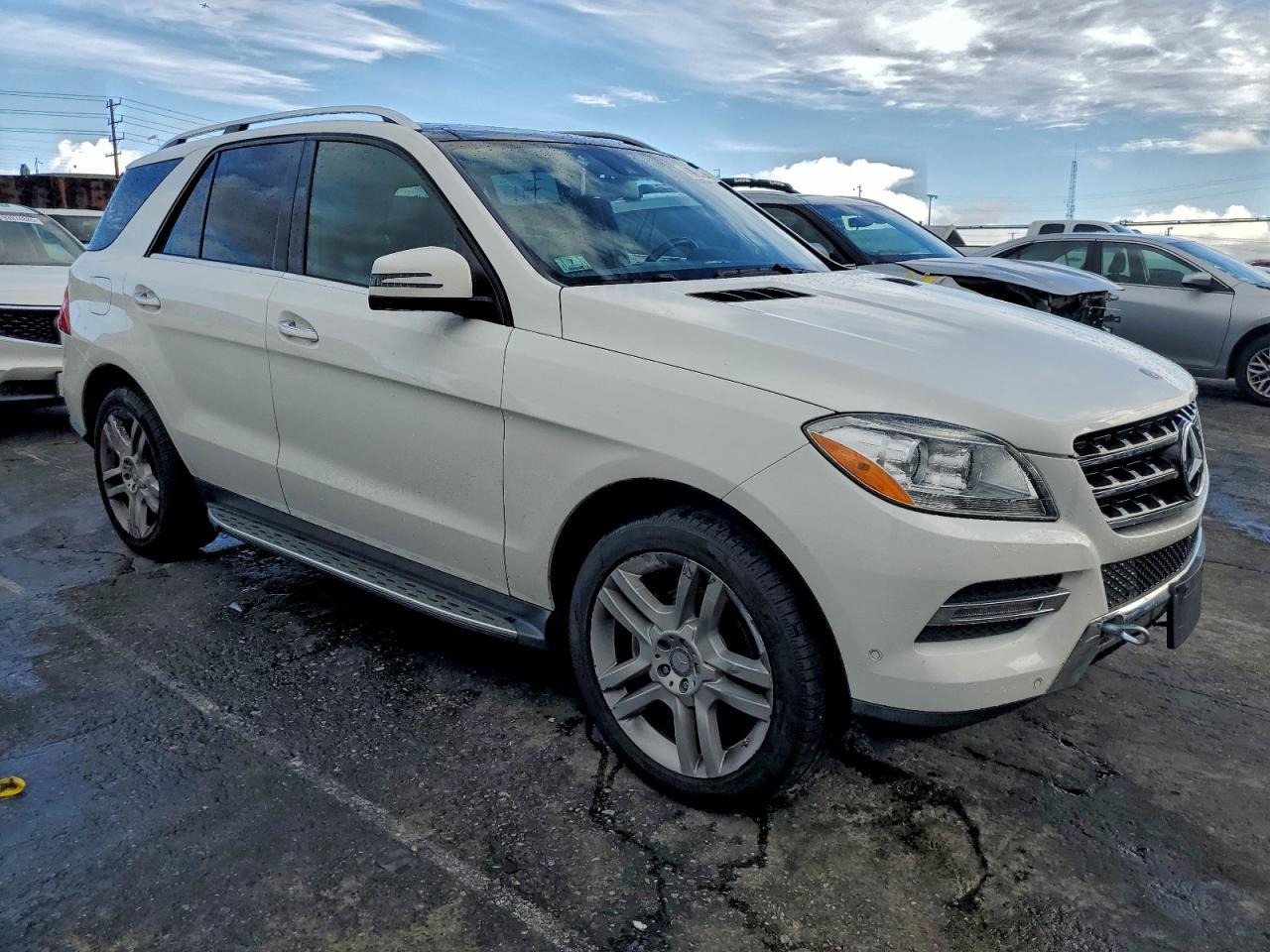 2015 Mercedes-Benz ML-Class, 350