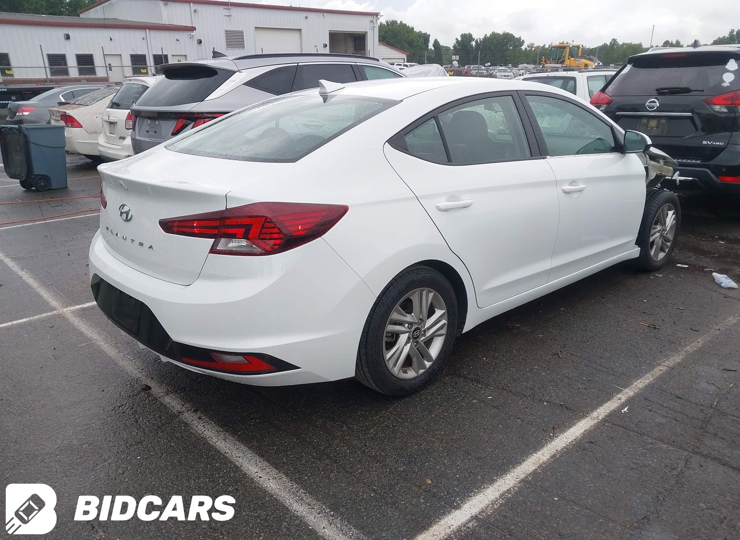 2019 Hyundai Elantra, Sel