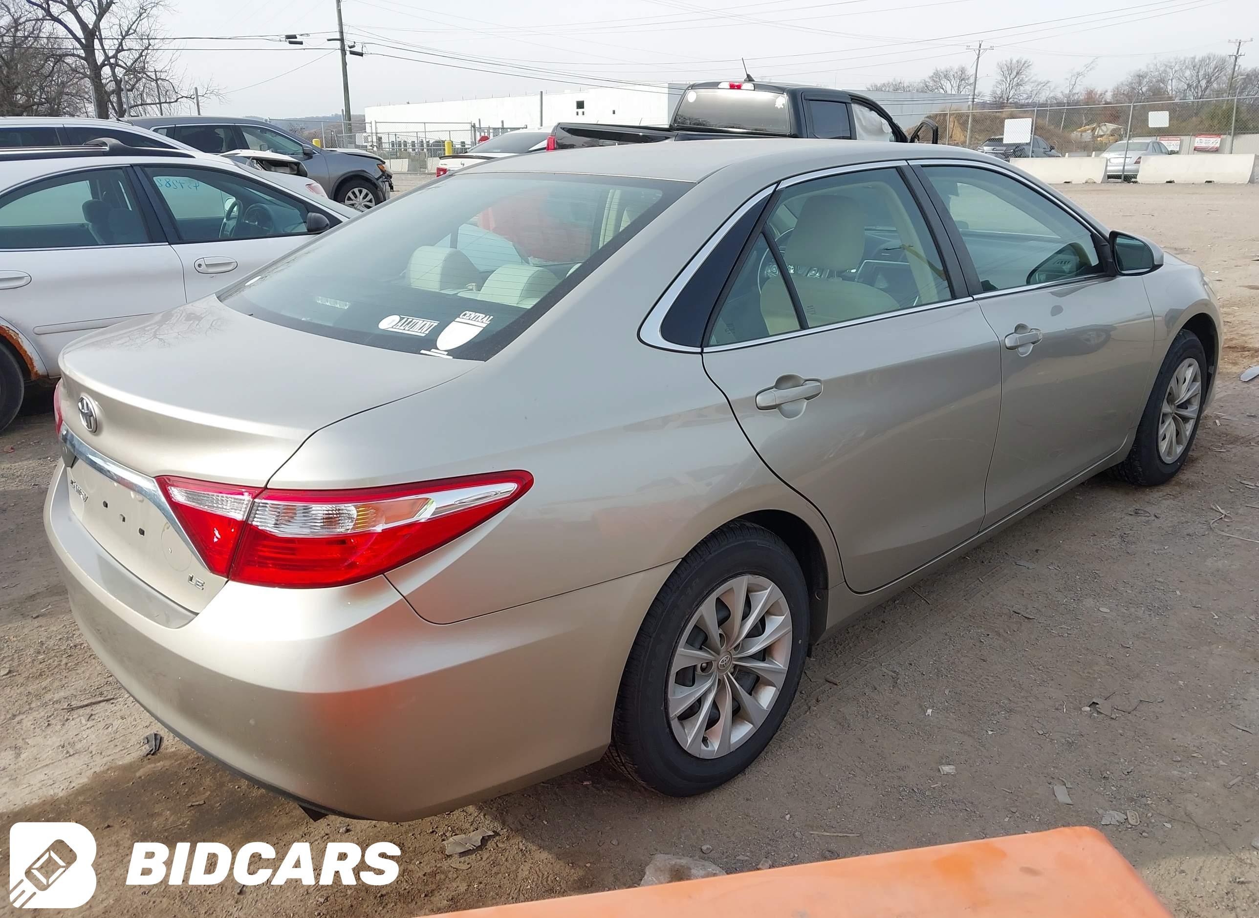 2015 Toyota Camry, LE