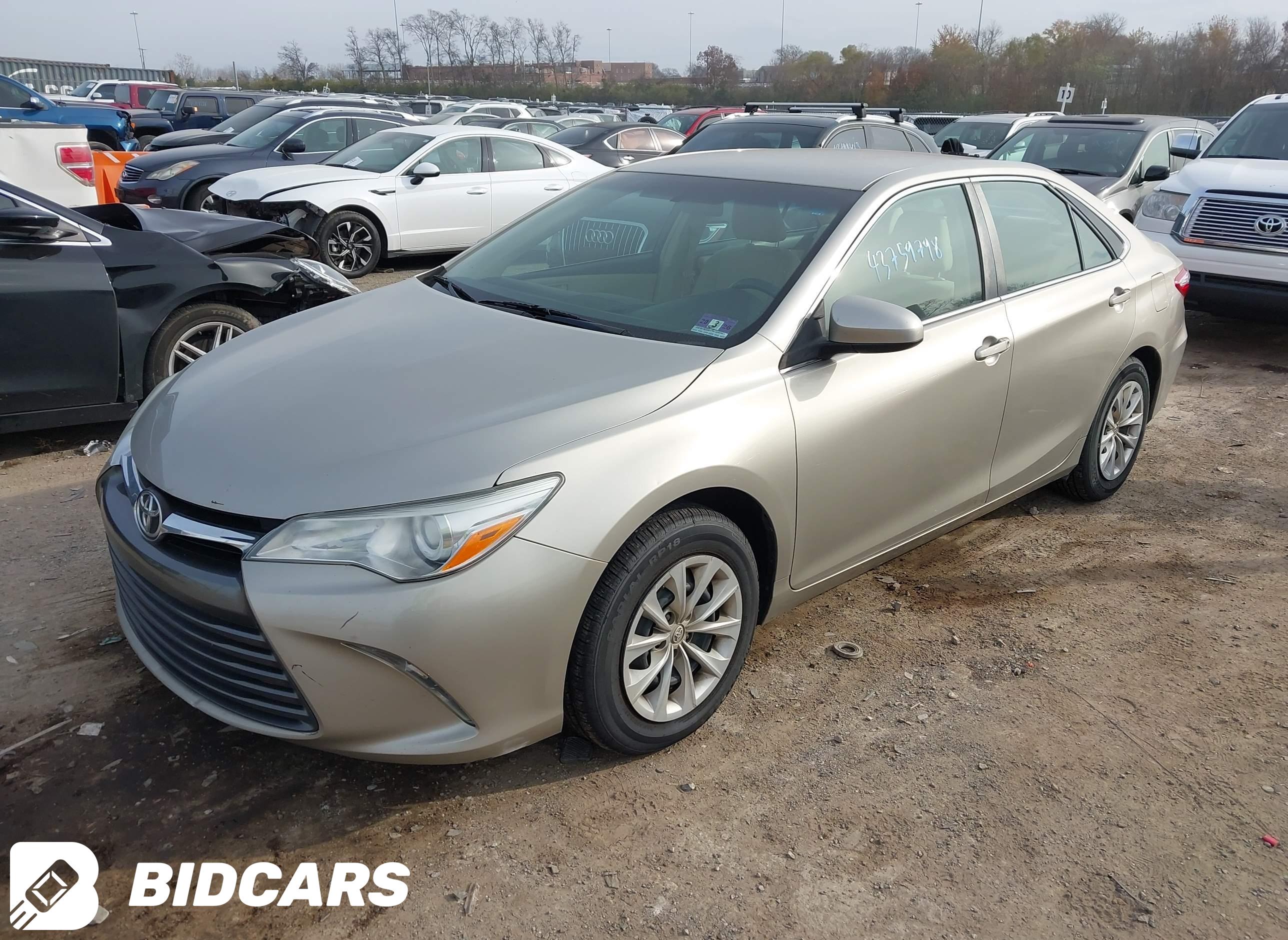 2015 Toyota Camry, LE