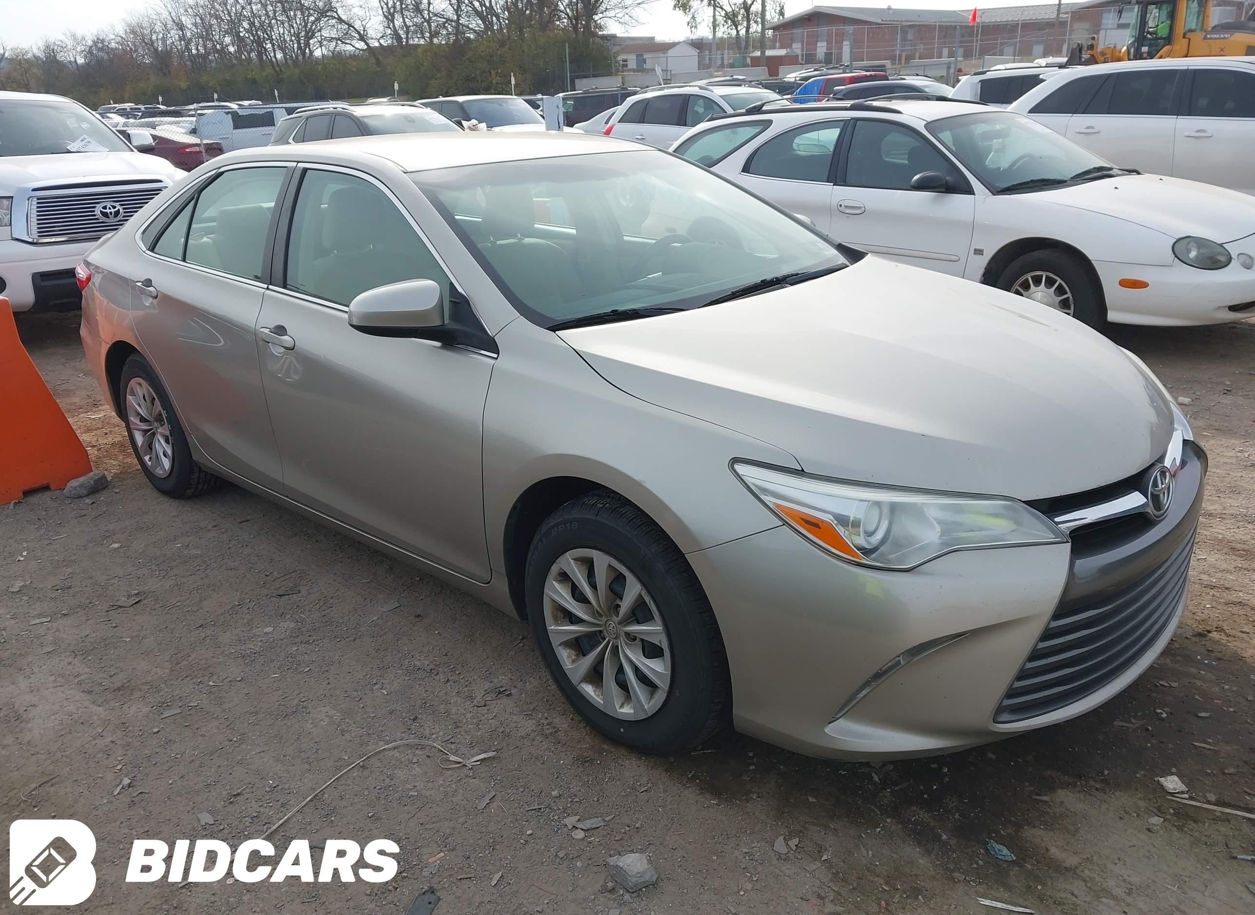 2015 Toyota Camry, LE