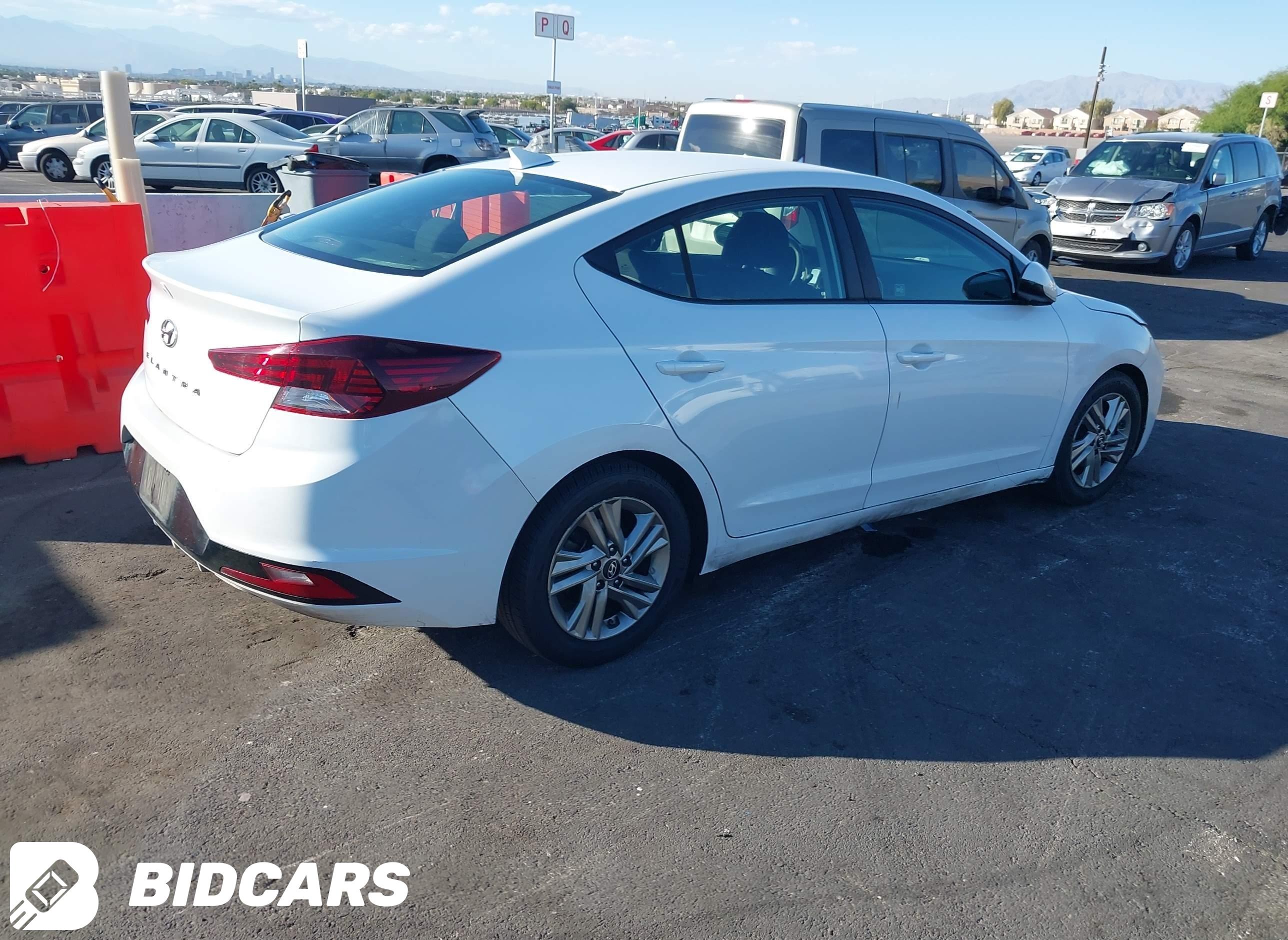 2019 Hyundai Elantra, Sel