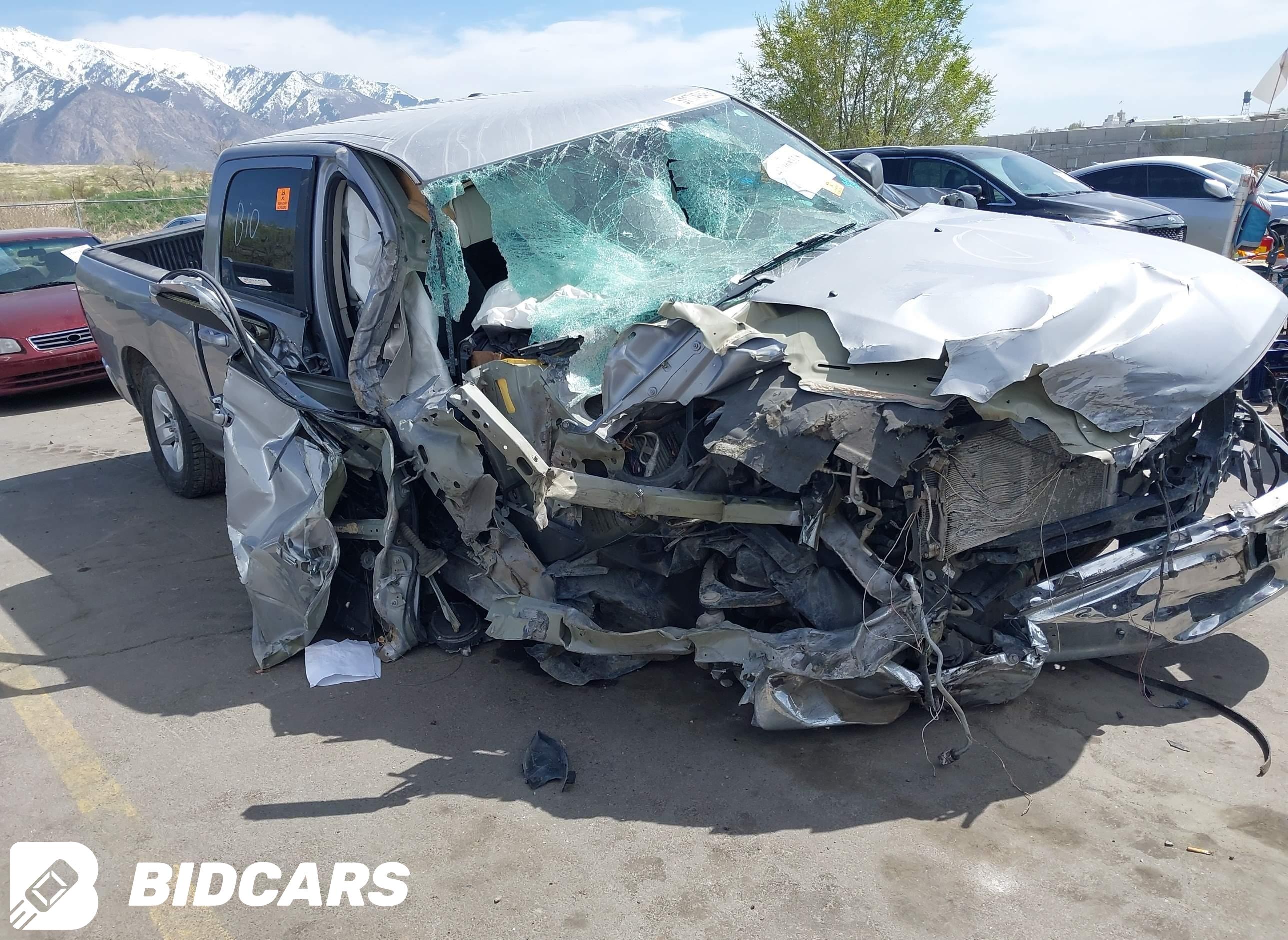 2020 RAM 1500, Classic Slt  4...