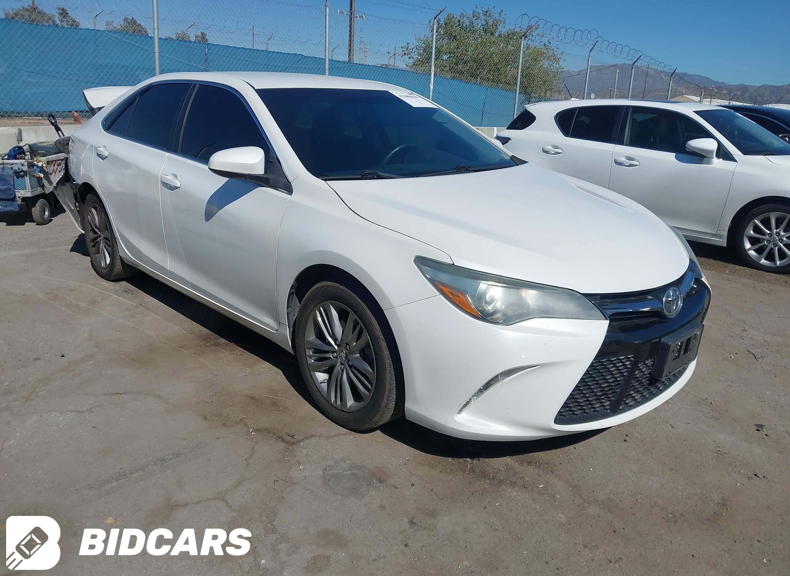 2015 Toyota Camry, SE