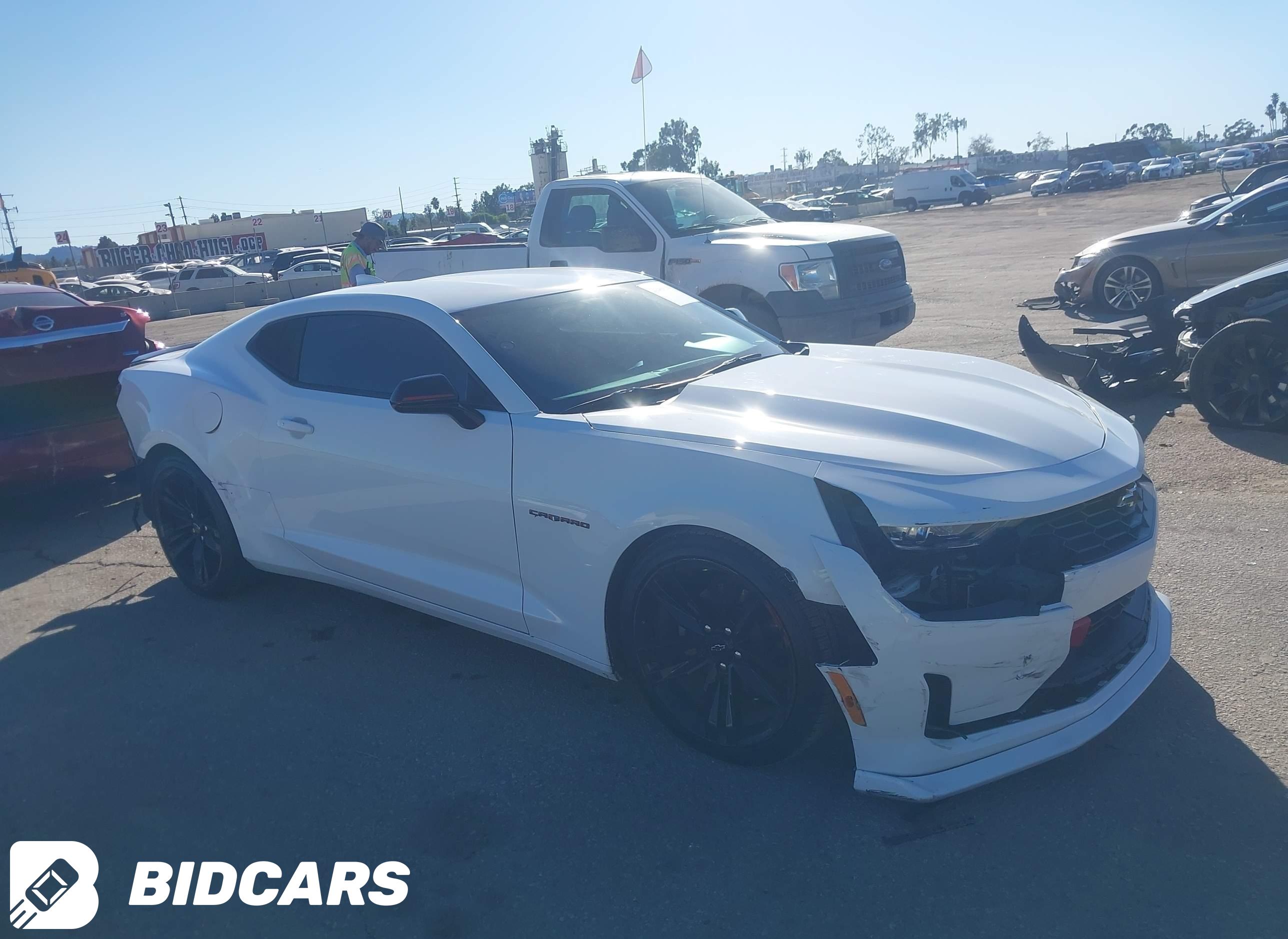 2022 Chevrolet Camaro, Rwd  1Lt