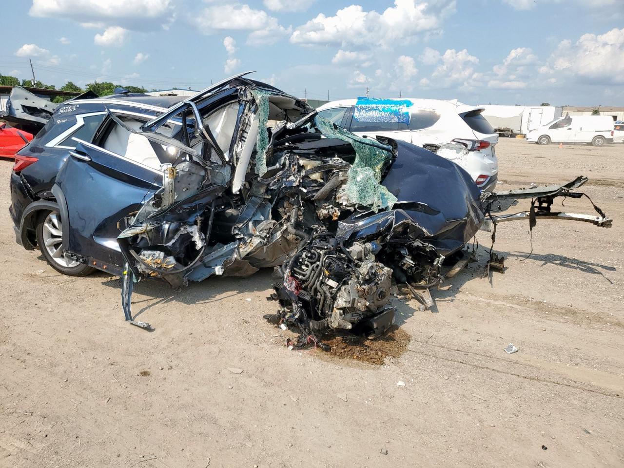 2021 Infiniti QX50, Luxe