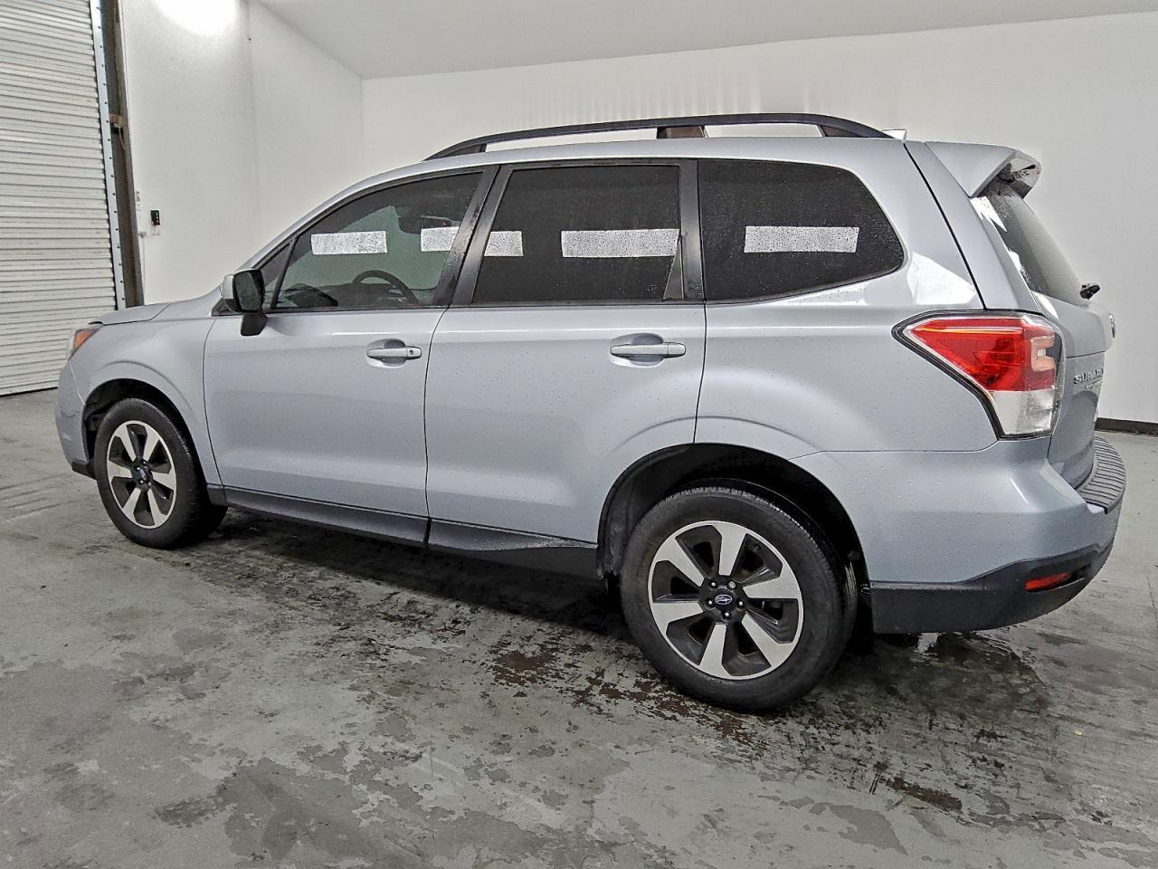 2018 Subaru Forester, 2.5I Pr...
