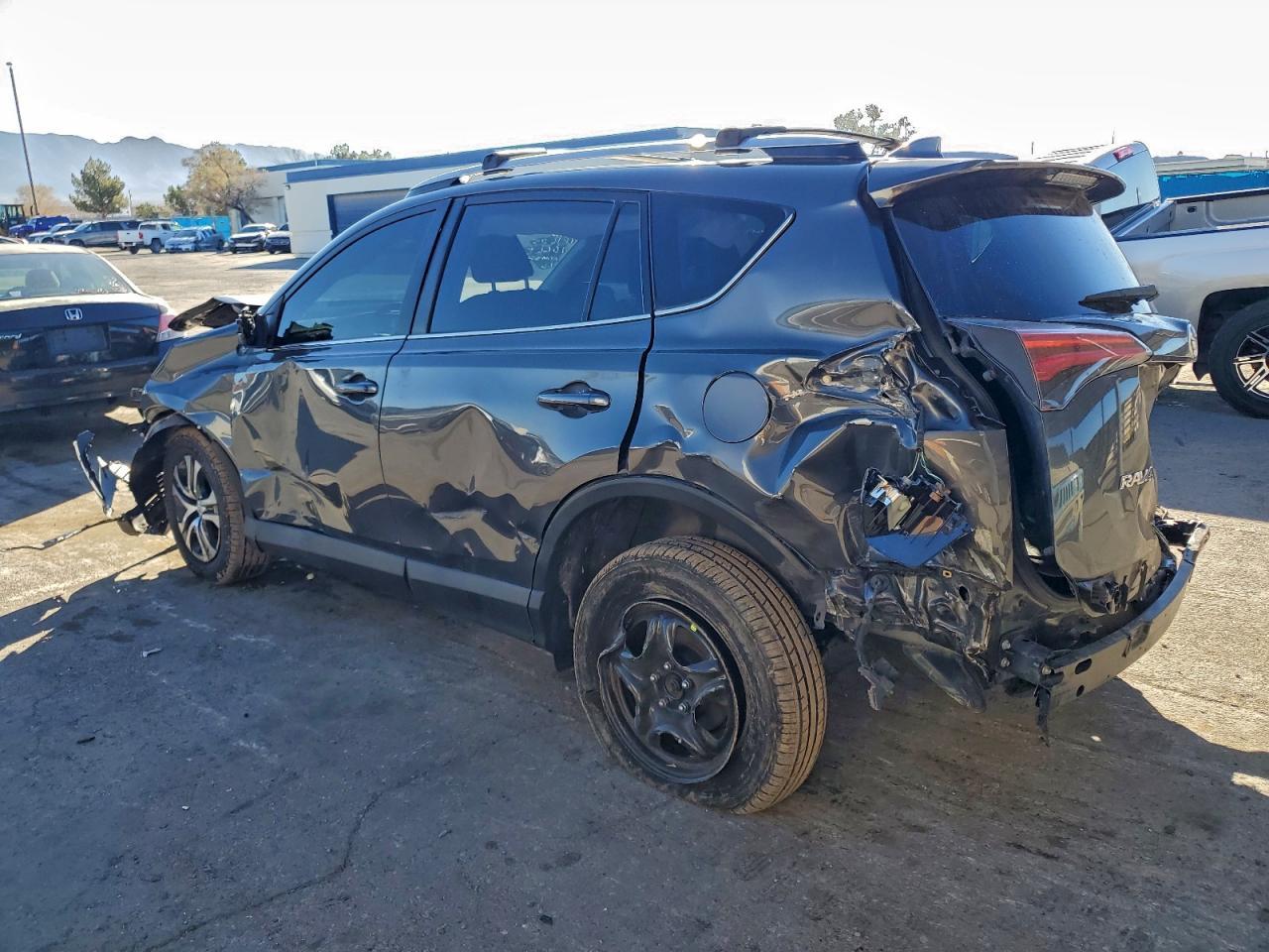 2018 Toyota RAV4, LE