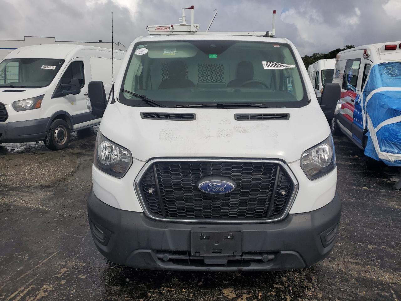 2023 Ford Transit, T-150