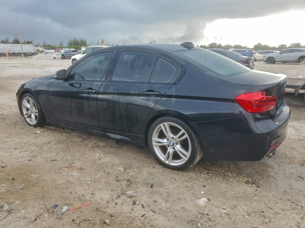 2017 BMW 3 Series, 330E