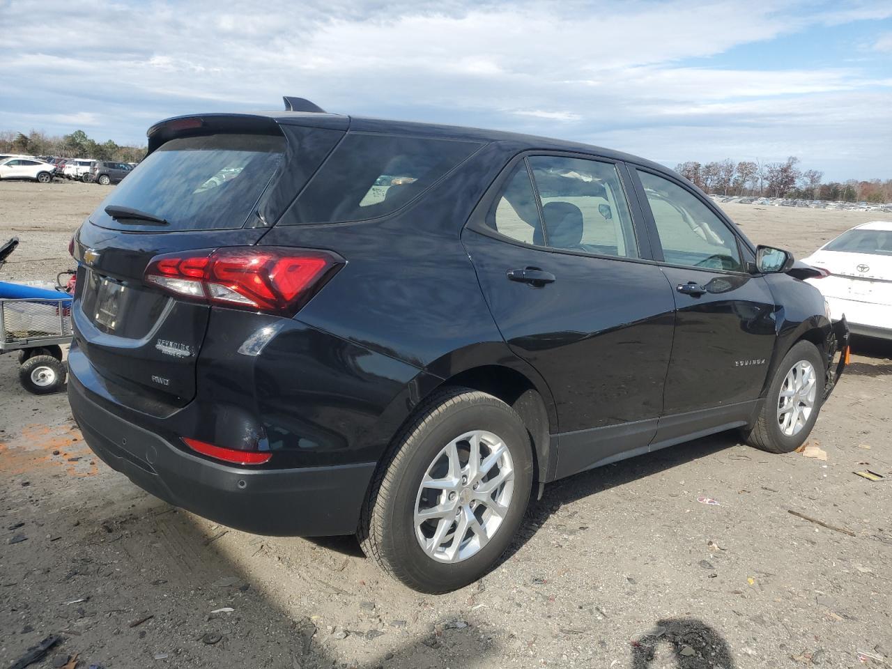 2024 Chevrolet Equinox, LS
