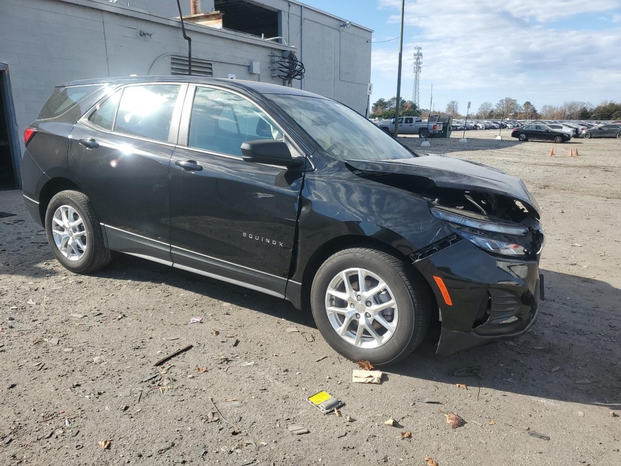 2024 Chevrolet Equinox, LS