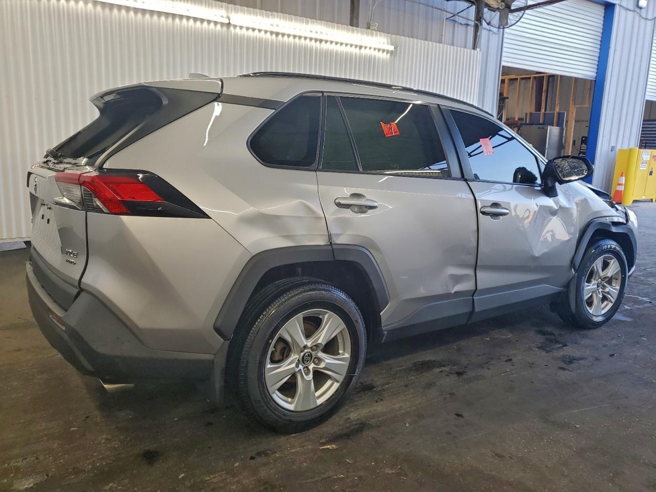 2019 Toyota RAV4, Xle
