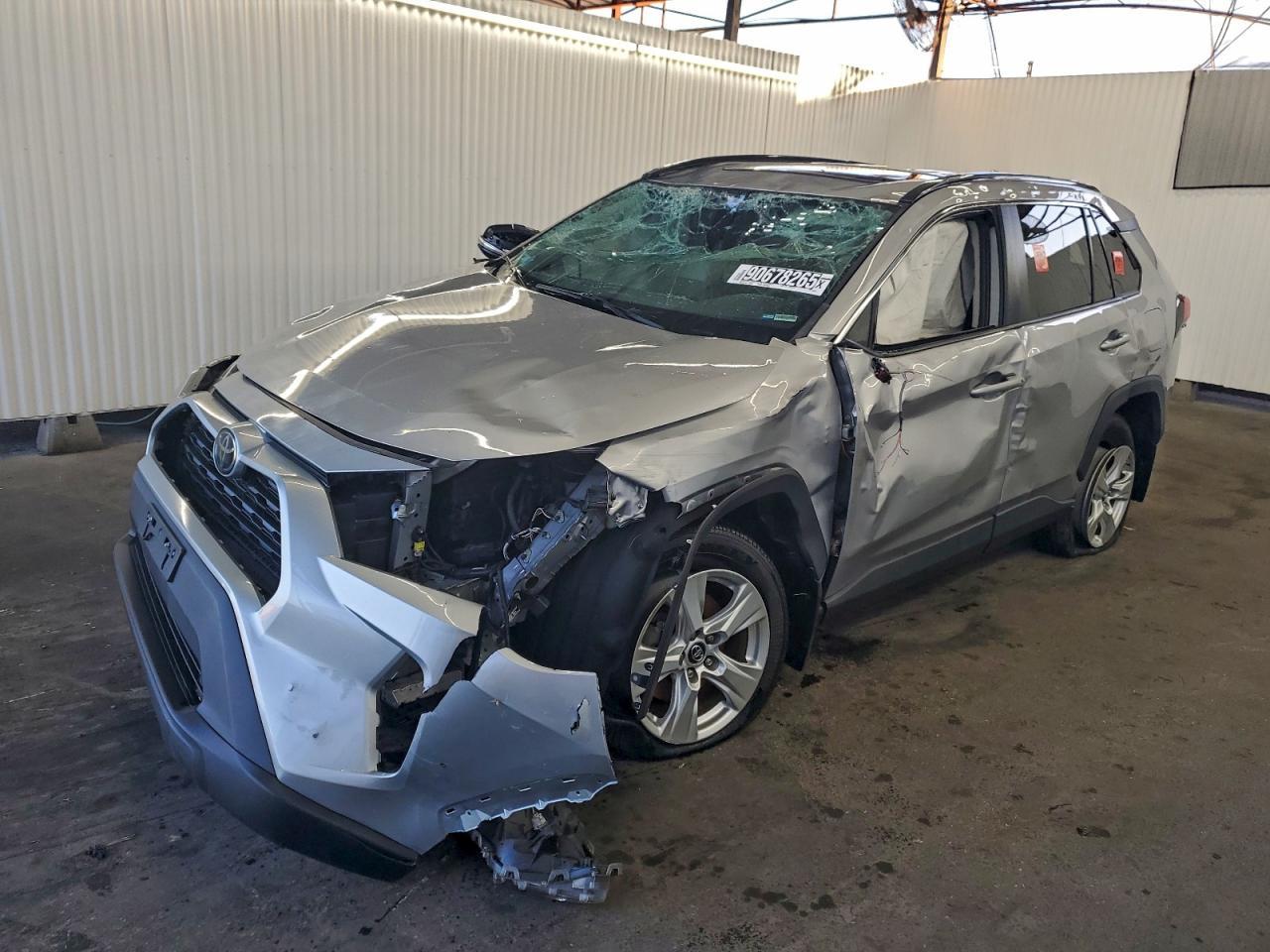 2019 Toyota RAV4, Xle