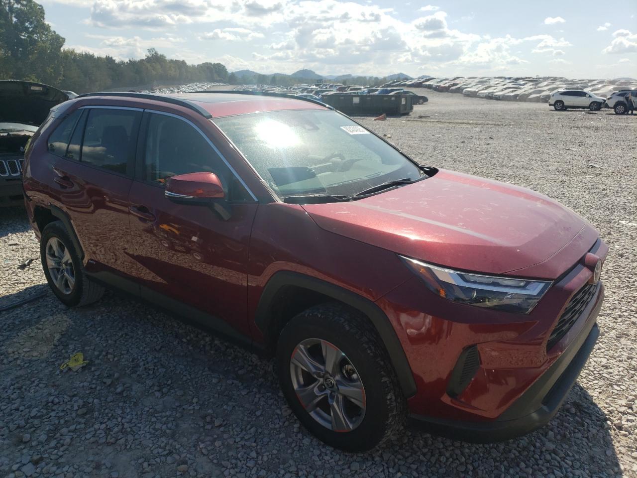 2025 Toyota RAV4, Xle