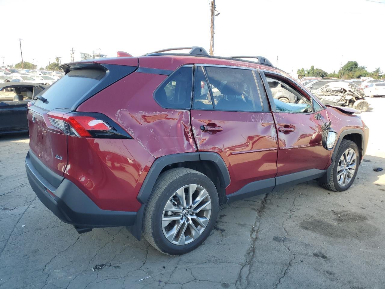 2024 Toyota RAV4, Xle Premium