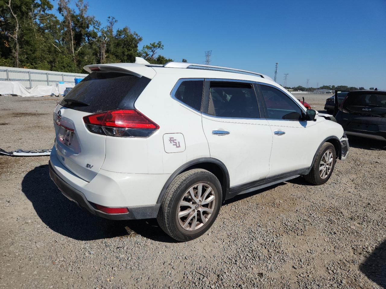 2017 Nissan Rogue, S
